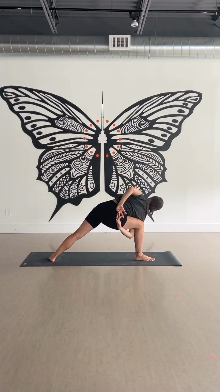 ✨ New Class Name ✨
Wednesday mornings at 9:15am is now Strong Flow @afterglowstudio
Join me mid-week for a creative vinyasa flow set to great tunes—designed to keep your body strong, your mind clear, and your energy ready to take on whatever comes your way.
See you on the mat 🙏✅
.
.
.
.
.
.
.
.
.
#TorontoYoga #YogaToronto #TorontoLife #TorontoWellness #YogaCommunity #YogaFlow #VinyasaYoga #StrongFlow #AfterglowStudio #YogaRetreats #YogaEverywhere #YogaPractice #YogaLove #MindfulMovement #YogaInspiration #strong #strongyoga
