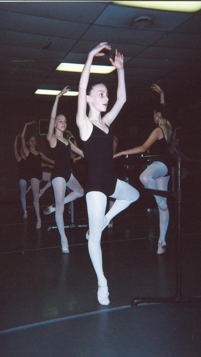 FPP’s Mentorship option for parents - Parenting in the Wings | Your child’s dance journey isn’t just about their growth — it’s about yours too. Your confidence fuels them! 💫 Single sessions and plans available! Also, on demand, for when you need it most, or to support your year. 🔗 in my bio!