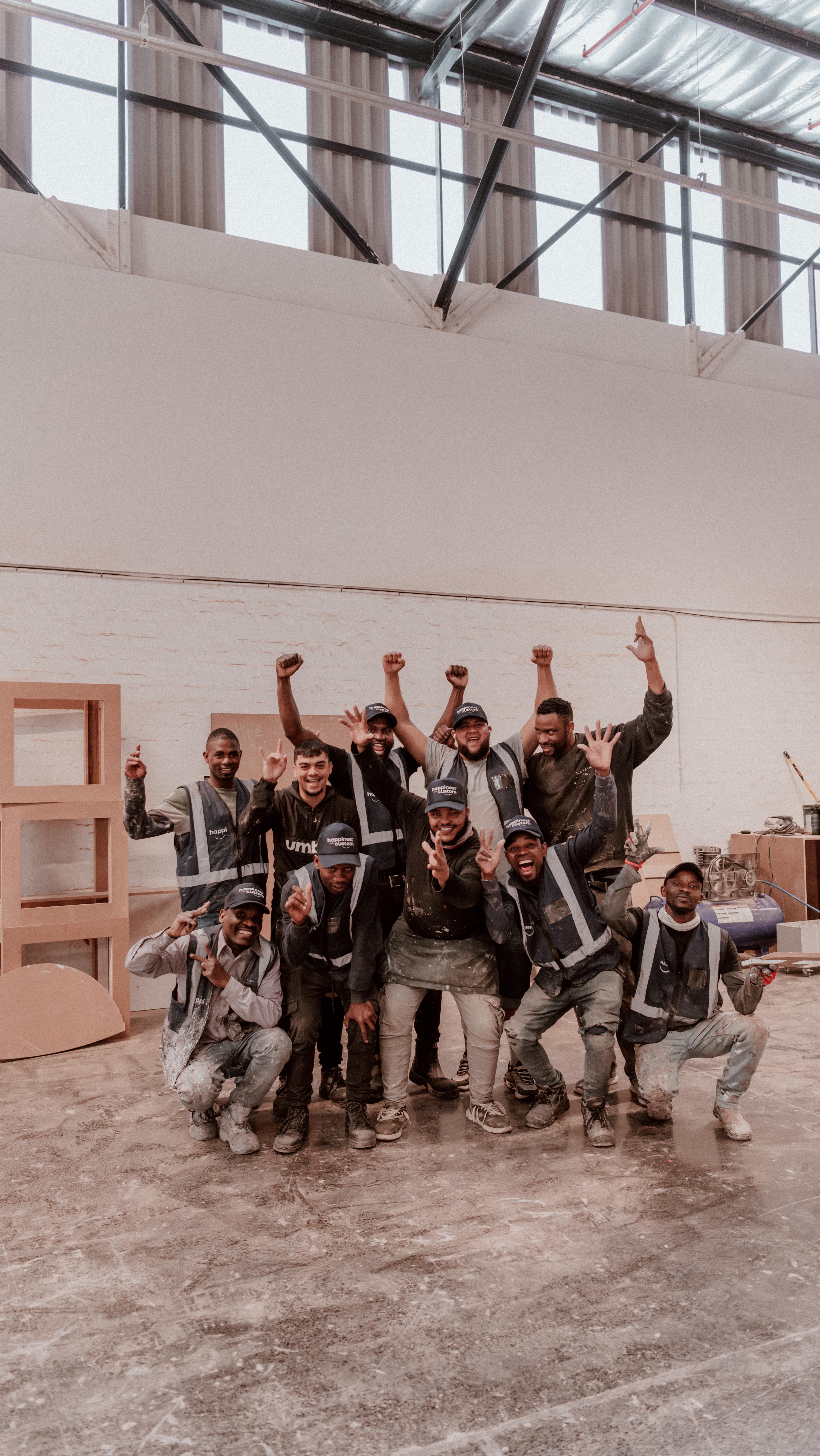 We take teamwork seriously here at Happinest™ Custom 💙
#behindthescenes #insidetheworkshop #explore #explorepage #expostand #expo #expodesigns #events #custom #happinest #happinestcustom #showcase #brandactivation #setbuild #custombuild #standbuilder #workshop