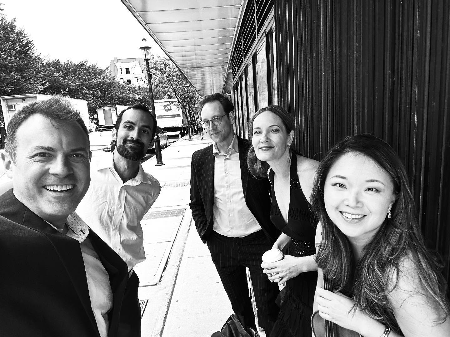 Throwback to TCO photoshoot day for our 2025 season. This was in 2024! We all got a little rained on, and then Liza and I jumped into the fountain at Berczy park ⛲️ @tcomusic.ca #musicfriends #photoshootday