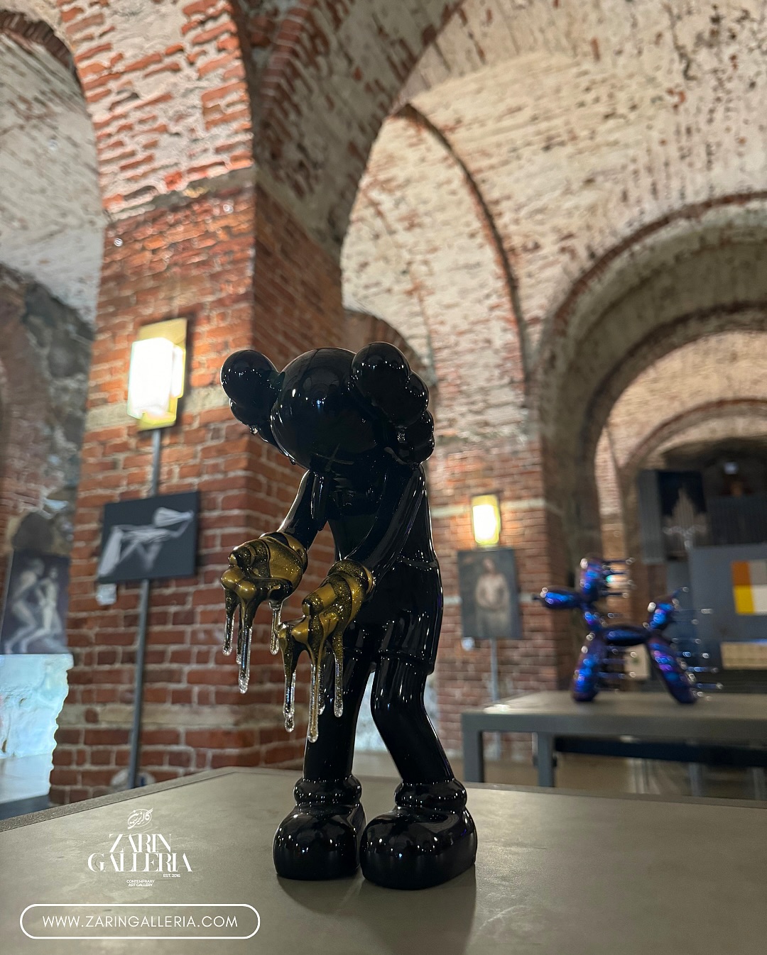 “Think It’s Kickin In – Golden Dream”
Acrylic, Resin, Clay & Metal on Authentic KAWS Vinyl Figure | 12 x 5 x 7 in
This unique collectible artwork is available for purchase ✅
Discover more details and acquire the piece through our website:
🌐 www.zaringalleria.com
#zaringalleria#JoshMayhem #KAWS #KAWSfigure #ArtCollectibles #SculptureArt #ResinArt #ContemporaryArt #AcrylicArt #ArtCollector #ArtCollection #GalleryExhibition #ArtForSale #ZarinArtGallery #ModernArt #ArtInvesting#buyart#artdealers #artcollector