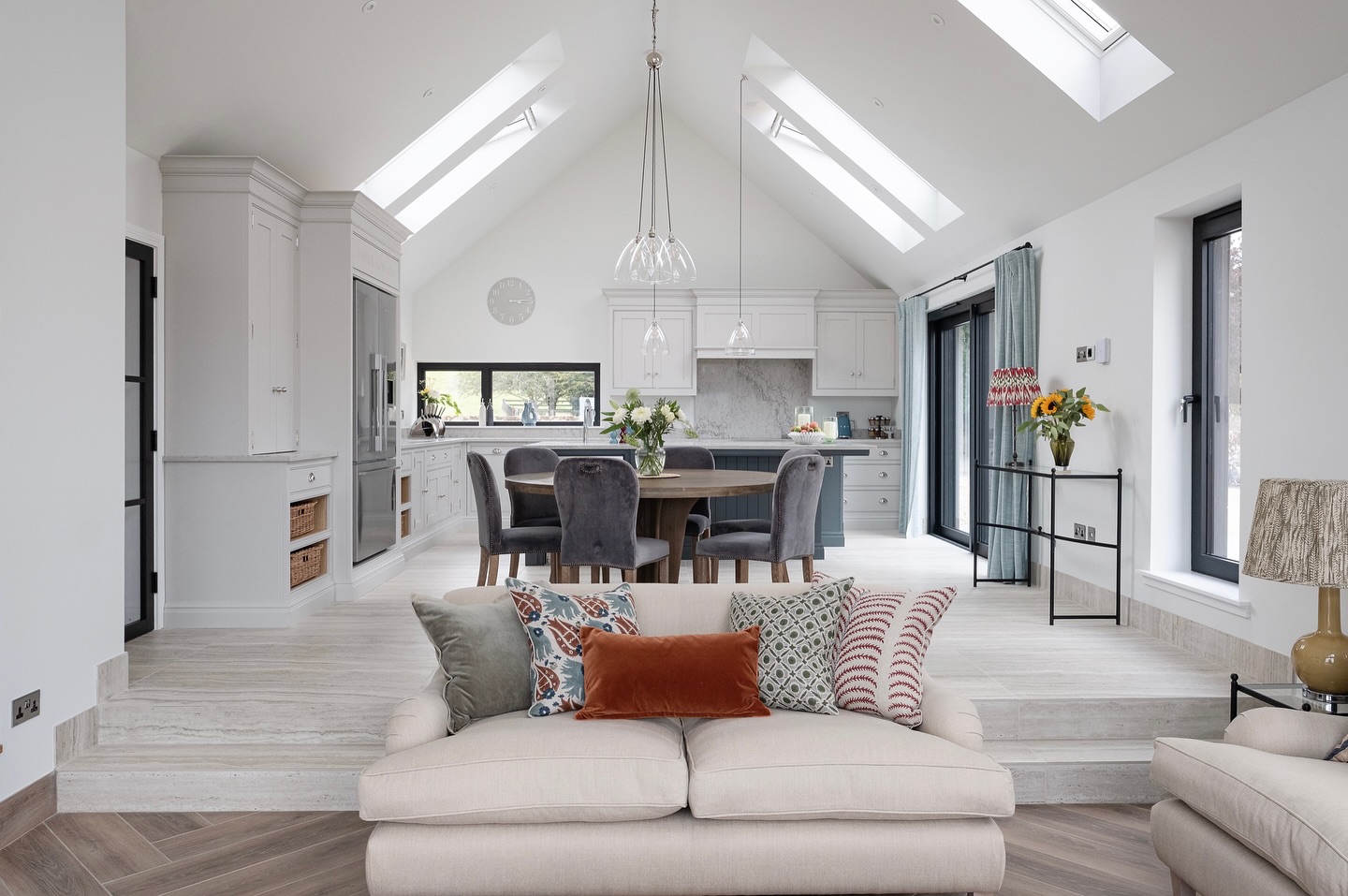 I’m delighted to share a couple of photos of a recently completed project on the outskirts of St Andrews.
This traditional farm cottage has been extended and modernised by the brilliant @fifearchitects . The owners asked me to assist them with choosing various pieces of furniture and soft furnishings to complete the design of the interior. It was a pleasure to help turn this property into a home.
Stunning photos by @katie_pryde_photography , more to come next week.
Happy weekend all 😊
