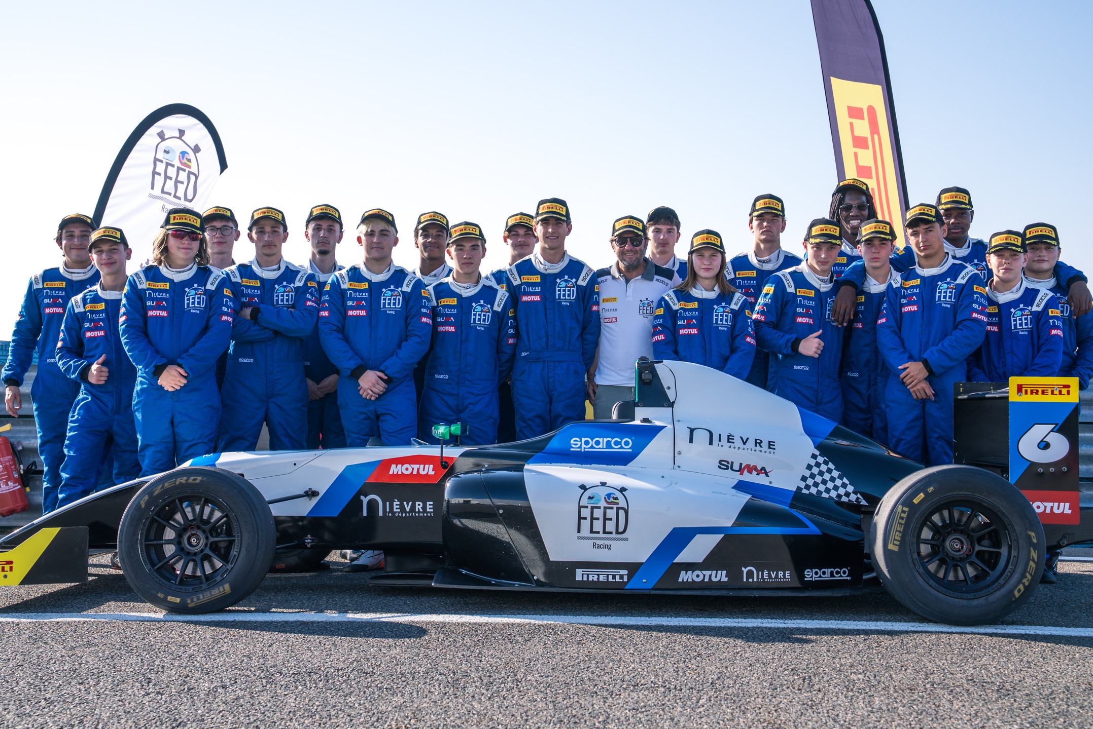 I am super thankful to have taken part in the quarterfinals of the @feedracing competition. The experience and the people I met along the way is a blessing that I carry with me for a long time. A big thank you to the whole FEED Racing team for making this all possible.
.
.
.
.
.
.
📸 @thibault_larue & @fujifilm_quicksnap
.
#formula4 #feed #feedfamily #racing #kylercheezum #f4 #f4france #magnycours #karting