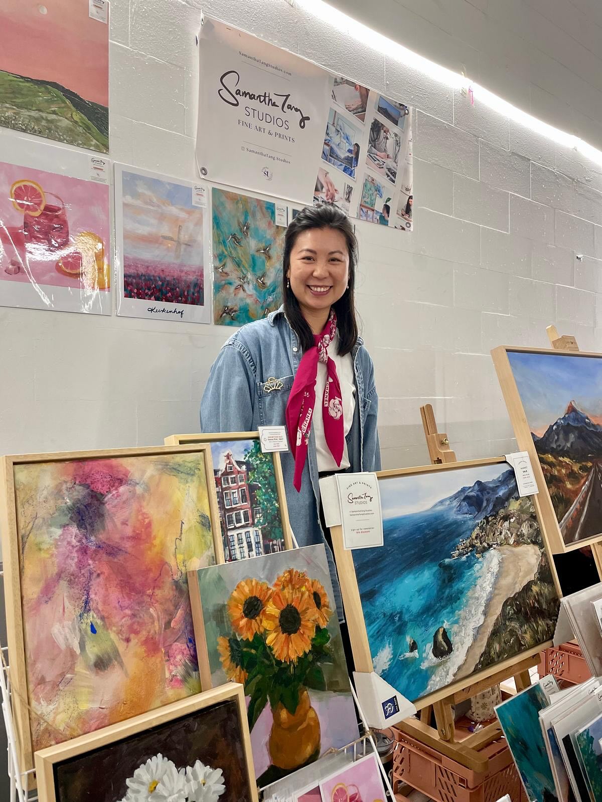 Nog een kunstmarkt? Ja natuurlijk! @samanthatang.studios will be participating in @kunstmarktdebilt for the first time this year☺️ It’s a special one, it’s organized once a year by dedicated volunteers🙌🏼
Alongside my prints, I’ll be bringing some of my original landscape paintings. Hope to see you there!
✨Sat 13 September 12-17:00 (Booth 56)
✨Van Boetzelaerpark, Kerklaan 53 de Bilt