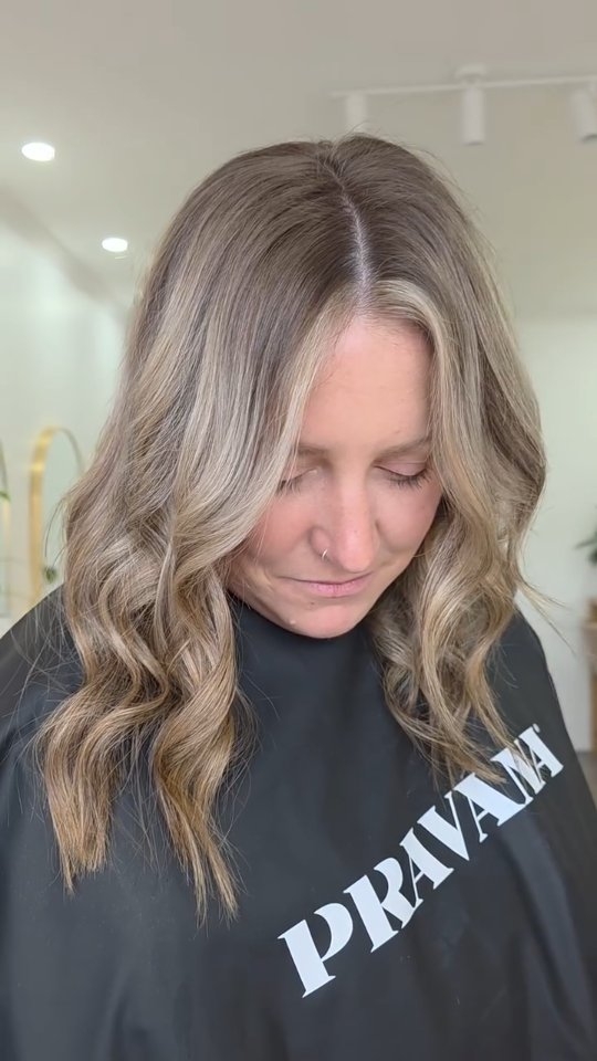 Subtle dimension, timeless style 💁♀️ Book your next transformation with us today
#launcestonhairdresser #launcestonstylist #pravanaaustralia