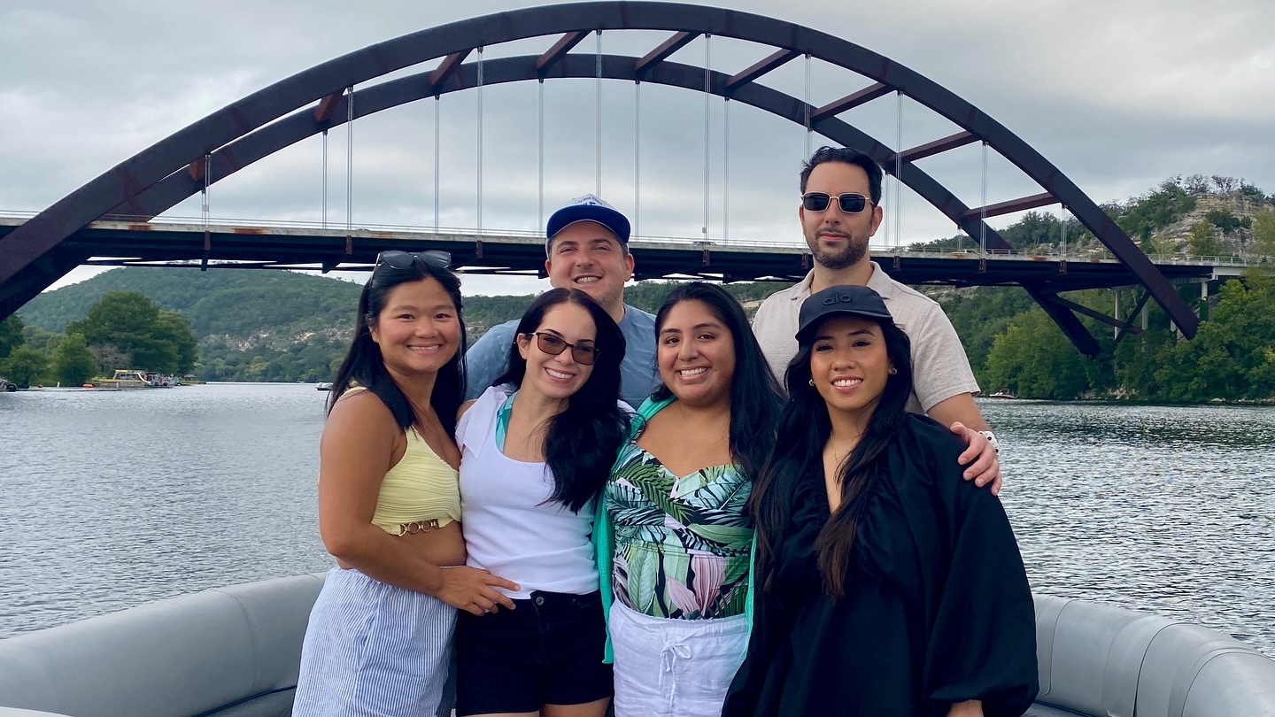 Thanks Phoebe for bringing the #party to #LakeAustin #ATX #Austin
#Austin #Texas
#LakeLife #ThingsToDoInAustin