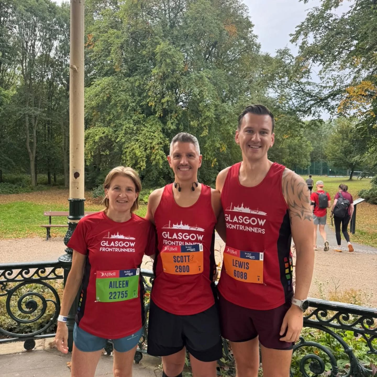 🏅 Medal Monday - Great North Run Special🏅
This weekend RPC had 3 incredible runners at the GNR 🤩
Aileen is deep into training for the Berlin Marathon which takes place in a few weeks. Aileen is a hard worker, talented runner and quite frankly a massive role model. She crushed the half marathon and I can't wait to see how she gets on in Berlin 🇩🇪
There was a surprise PB for Lewis this weekend. His goal race is in a few weeks at the Great Scottish run so this bodes well. Congratulations Lewis 🎉
And finally, Mr JC is officially back! Scott has been battling an injury for over a year and this was his first big race back. He surpassed what he thought he was capable of and enjoyed the race. Normal service has been resumed. 💃🏼
I'm blown away with the amount of interest people have already shown in joining RPC for winter/spring plans. I will be getting in touch with anyone who has expressed an interest over the next few days, however if you are interested in joining, please drop me a message or complete the Google form in my bio.
#runproudcoaching #RPC #running #coach #runningcoach #medalmonday