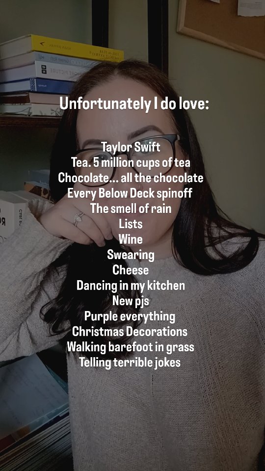 I promise not to show up for sessions in pjs with wine..however I can't say the same for tea, swearing or the odd terrible joke 🙈
#gettoknowme #spoonie