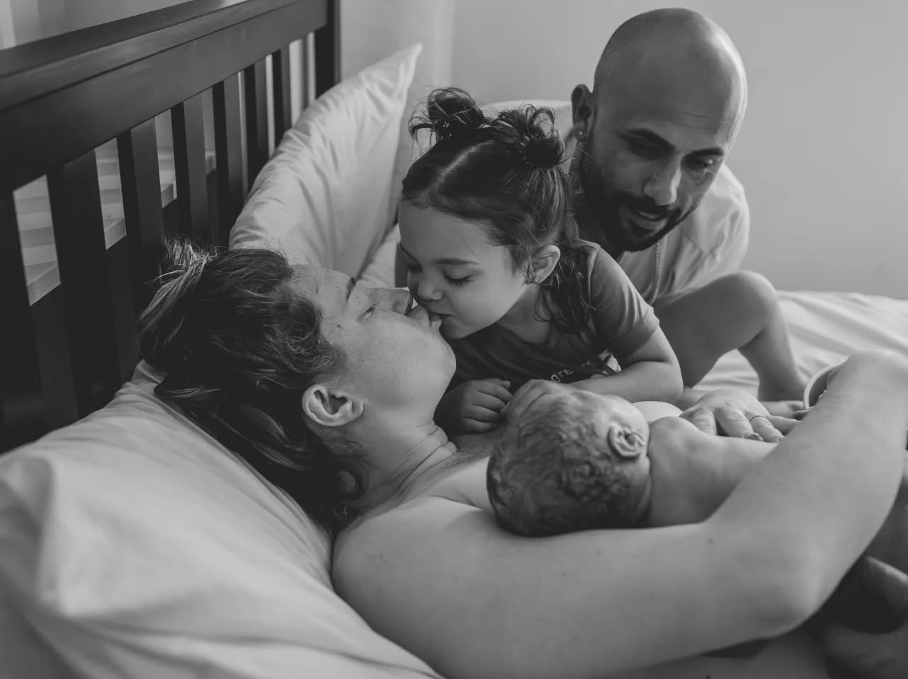 The sweetest welcome. A kiss for mama as this family soaks in the joy of their newest arrival.
#AZBirthPhotography #birthphotographer #birthstory #birthcenter #birthbecomesyou #bigsister #postpartummoments #fourthtrimester #phoenixmoms #tempebirthcenter #phoenixbirthphotographer #2025baby #westvalleybirthphotographer #BirthIsBeautiful