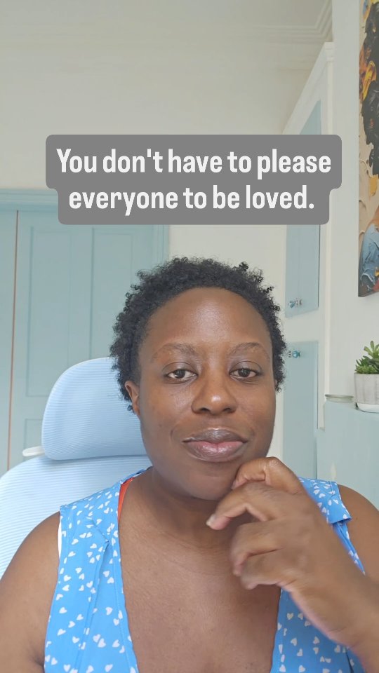 People-pleasing isn’t just a bad habit — it’s a survival strategy your nervous system learned to keep you safe.
Healing is learning you can say “no” and still be loved.
💛 Save this for the days it feels easier to shrink than speak up.
💬 Tell me in the comments: which of these steps feels most doable for you right now?
#TheSelfLoveTherapist #boundaries #peoplepleasing #healingjourney