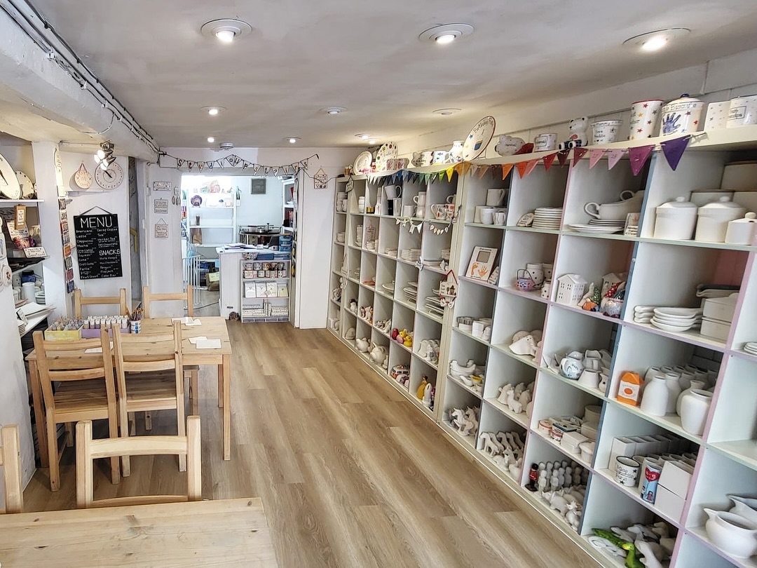 We’re heading into the new season with a fresh new look and we couldn’t be happier! 🤩 Shout out to our neighbours The Flooring Centre for doing an awesome job!