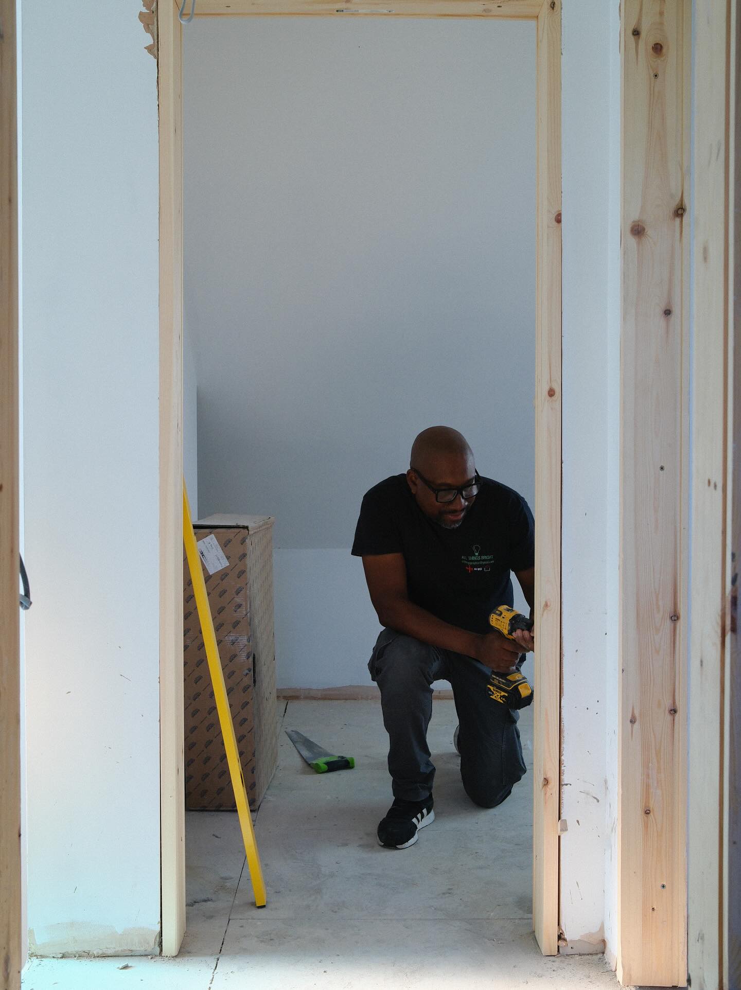 Interiors are now taking form at our Windsor project.
Second fix electrics introduce matt black sockets and switches as a considered detail throughout.
Joinery is underway with Todd Doors, architraves and skirting installed to complete the architectural framework.
SOHO Developments | High-end residential extensions, loft conversions & full refurbishments