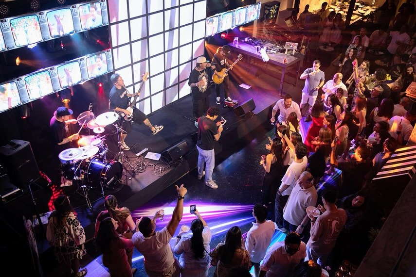 Aniversario do Bruno, um projeto pensado e realizado especialmente para ele com o tema anos 90/2000.
@deiasoares.foto