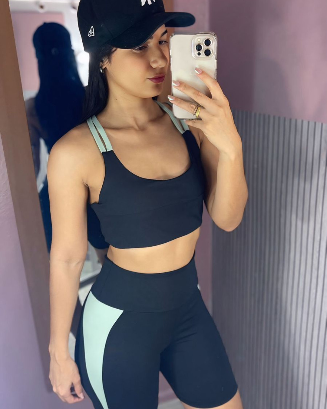 🌟Eleve seu treino com o Conjunto Drica!🌟 Conforto e estilo em uma só peça, ideal para todas as suas atividades. Não se esqueça: Link in Bio! #Fitness #ConjuntoDrica #ModaFitness