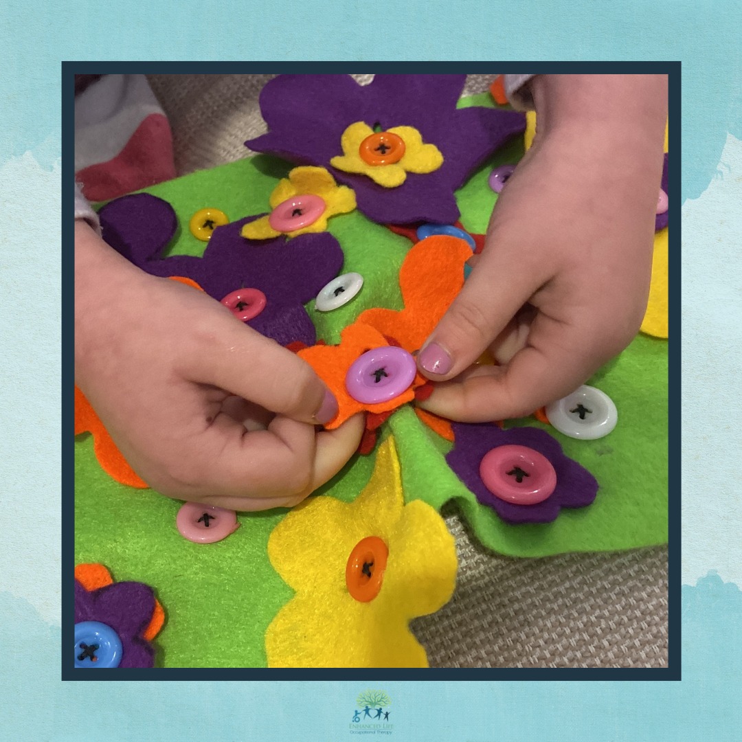 Buttoning up some fun! 🌸 Practising fine motor skills and hand-eye coordination by buttoning flowers onto felt turns functional learning into a playful, creative activity. Making therapy fun is what paediatric OT is all about!
#PaediatricOT #OccupationalTherapy #FineMotorSkills #ChildDevelopment #PlayBasedTherapy #TherapyThroughPlay #FunctionalSkills #KidsTherapy #OTForKids