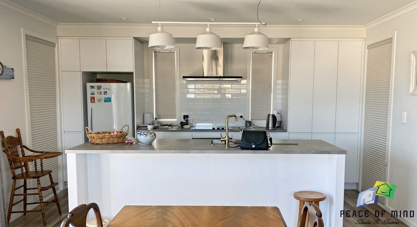 Experience the elegance and efficiency of Santa Fe Thermacell blinds in your home. ❄️🔥 Their top-notch insulating properties will help you save on energy costs year-round. Curious about how they can enhance your living environment? Learn more at https://wix.to/QkzCsW0 #EnergyEfficiency #Blinds #HomeDecor