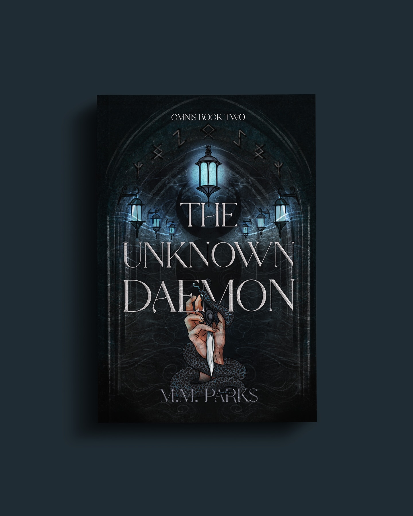 Book two’s cover has dropped in @mmparksauthor amazing Omnis series! If you’ve seen The Knowing Witch then you will tell that these are perfect together 😍
A pleasure to work with you again M 😘
#bookcover #bookcovers #bookcoverdesign #bookcoverart #bookillustration #bookishpost #romantasybooks