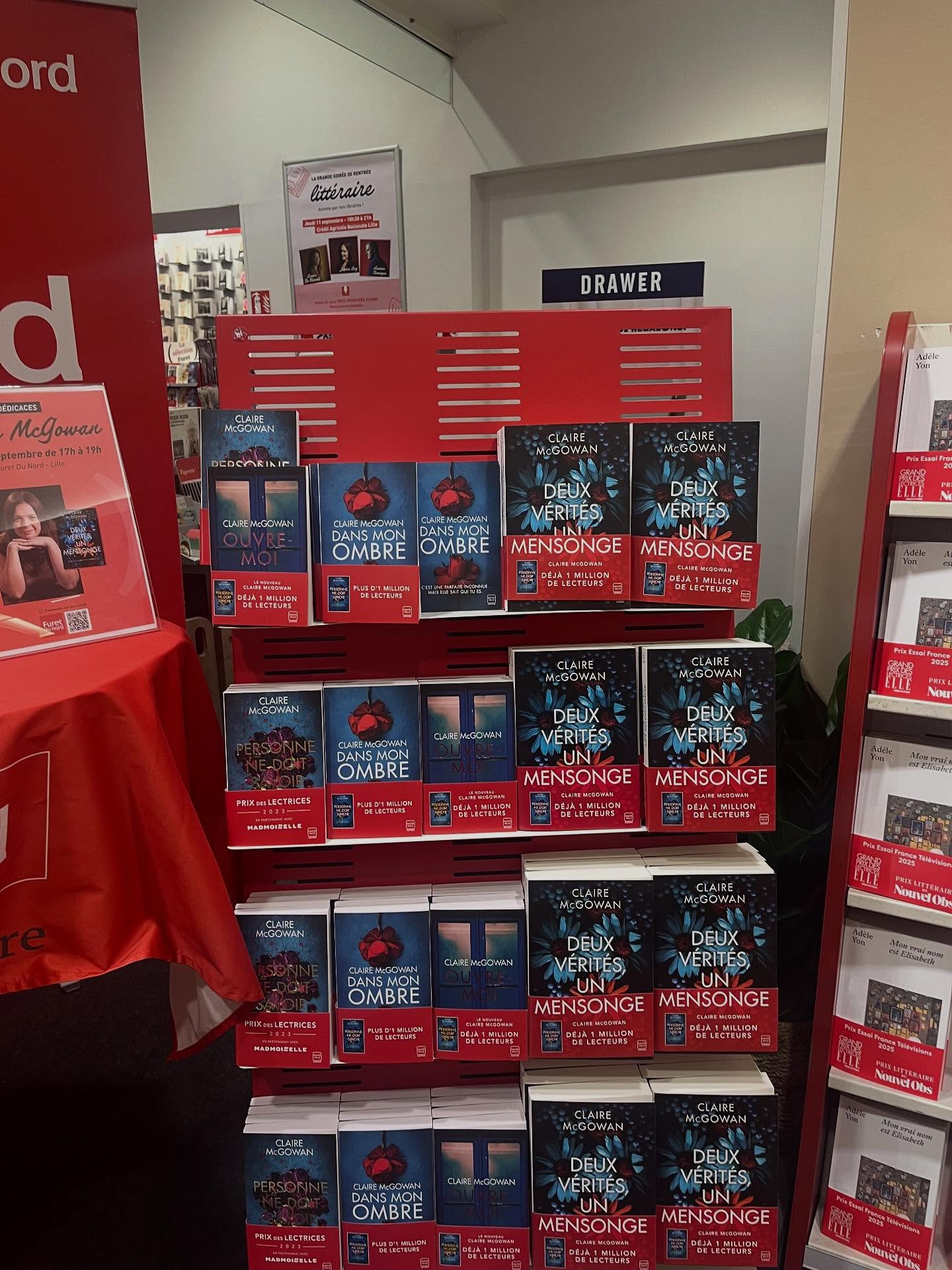 Bonjour la France! Aujourd’hui je commerce ma petite tour. Lyon, Lille, et Paris.