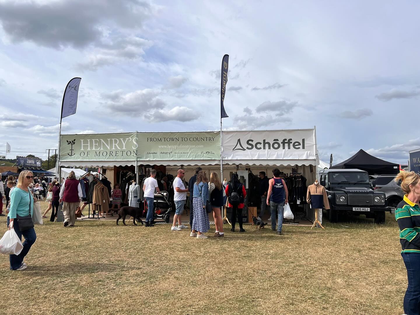 We had a wonderful day at the Moreton Show on Saturday, thank you to everyone who visited us! We appreciate your support and come visit us again.
#moretonshow2025 #country #schöffel #dubarry #welligogs #annalascata #heartwellclothing #alanpaine #hicksandbrown #lechameau #countrylife #cotswolds