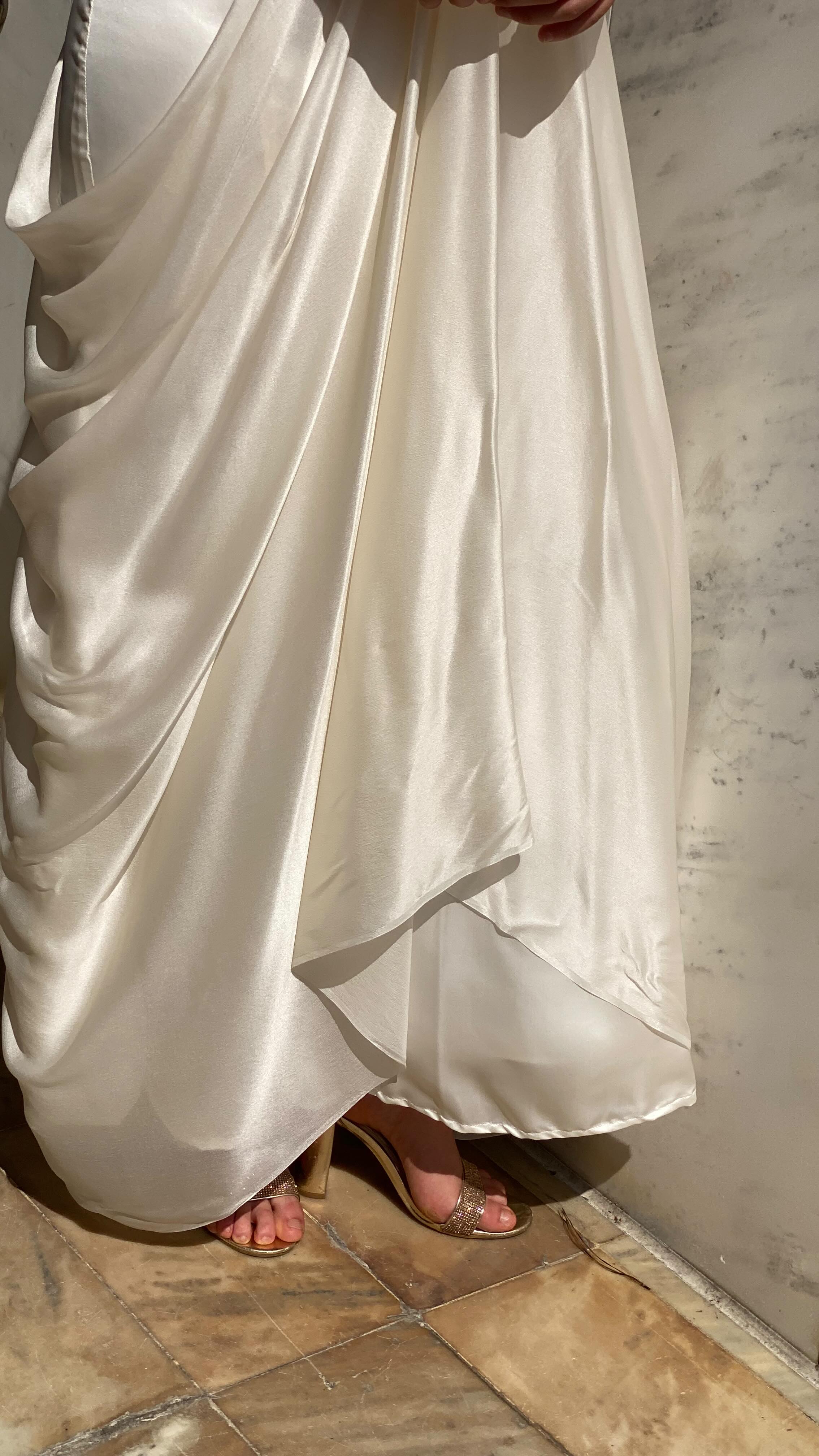 Memoirs of Seamstress🪡🧵
September 13, 2025 ✨
.
.
In collaboration with @charlotteseen & @runway7fashion 🤍
Tickets are available in my link in bio 🎫
.
.
Designer: @by.adaline.griffin @adaline.griffin
Model: @isa.verna
.
.
.
.
#adalinegriffin #runway7 #charlotteseen