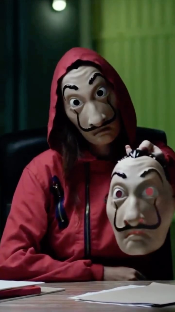 SMAQASA DE PAPEL.
4 AU 7 SEPTEMBRE.
Cesse d’être spectateur,
Rejoins-nous.
@bde_escp