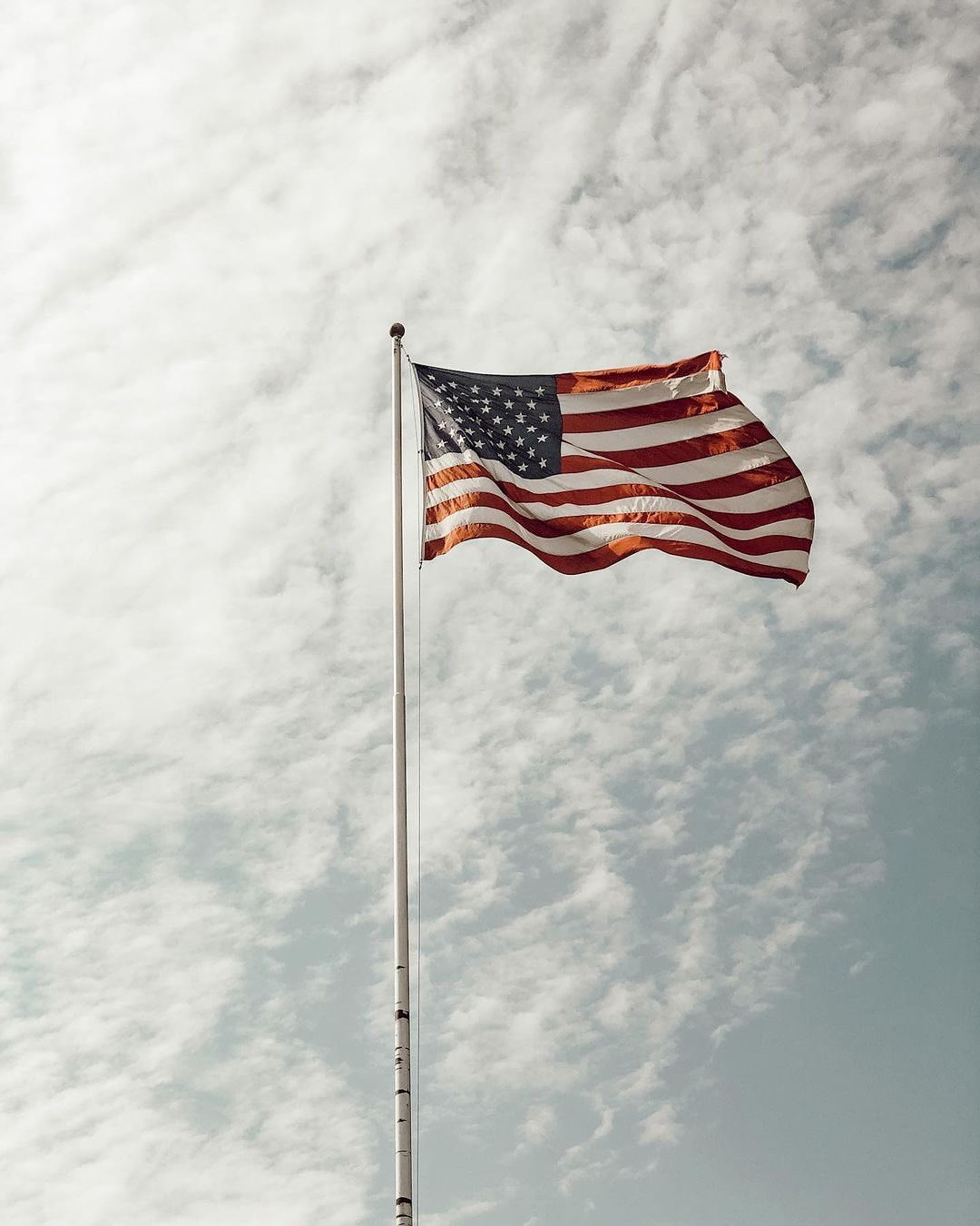 Today we pause to remember.
As we reflect on September 11th, we honor the lives lost, the families forever changed, and the heroes who rose out of tragedy. May we never forget their sacrifice. We invite you to take a moment of prayer with us today as we lift up those who continue to carry the weight of that day.
“The Lord is close to the brokenhearted and saves those who are crushed in spirit.” – Psalm 34:18
This has been a horrific week for our country—marked by tragedy in schools, unexpected losses, and even violence against public figures. Our hearts and condolences go out to every family grieving right now. More than ever, we are calling for prayer over our nation: for peace, for healing, and for unity in the midst of so much pain.