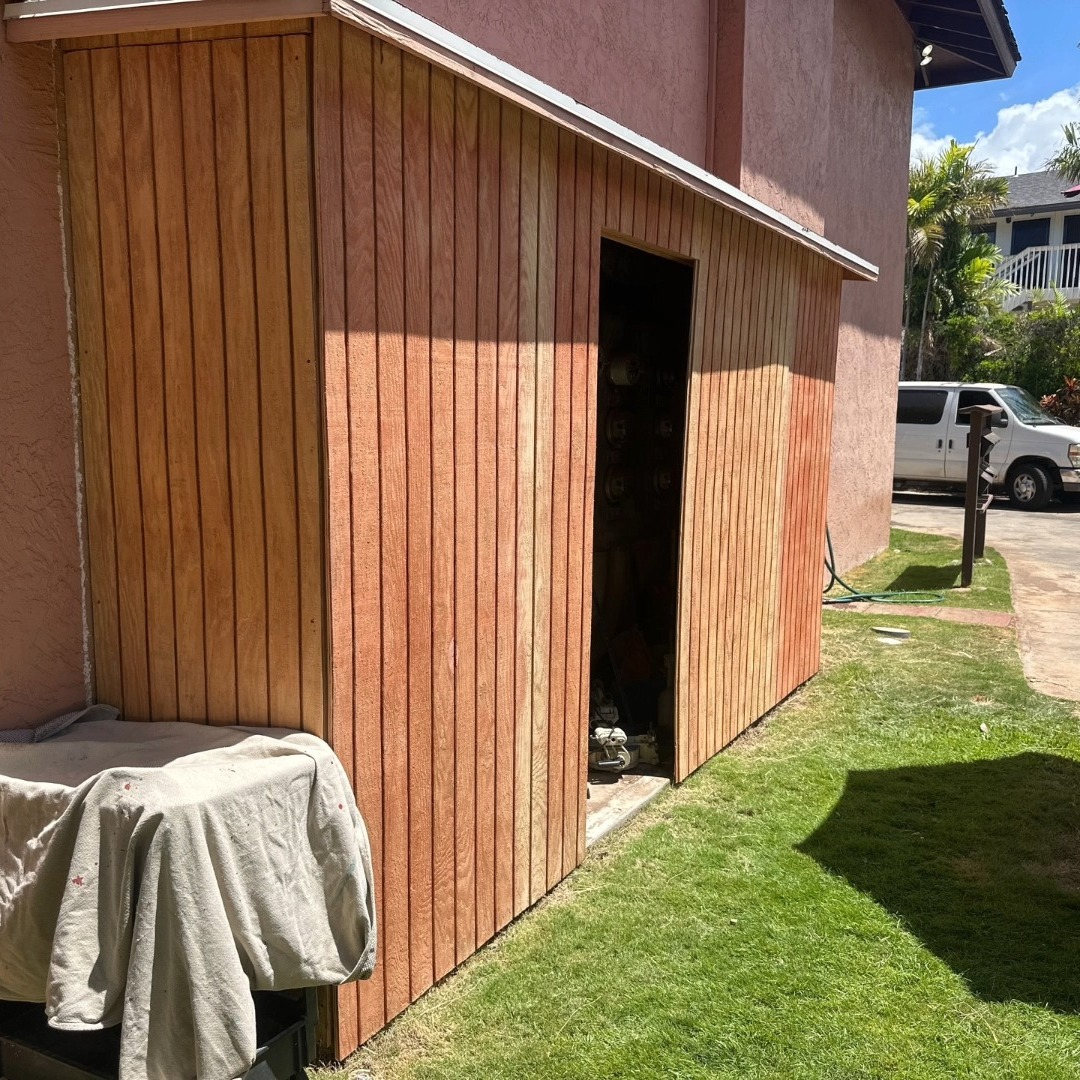 Lots of prepping, painting, sanding, and assembling this week. But they're not quite finished yet, so check back next week for fence, shed, and more updates! 😎🪜🛠️
#hawaiihandyman #outsideprojects #building #goodwork
