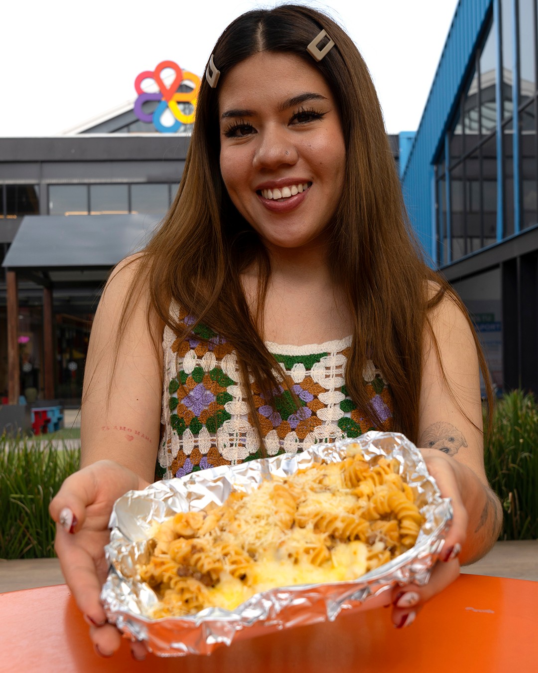 Una buena comida siempre se refleja en la cara de quien la prueba. Nuestra pasta está hecha para eso: para darte razones de sobra para sonreír. 😋✨
👉 ¡Pide ya en Uber Eats o Rappi!
.
.
.
#PastaLovers #HealthyPasta #PastaSaludable #RecetasDePasta #PastaTime #ItalianFood