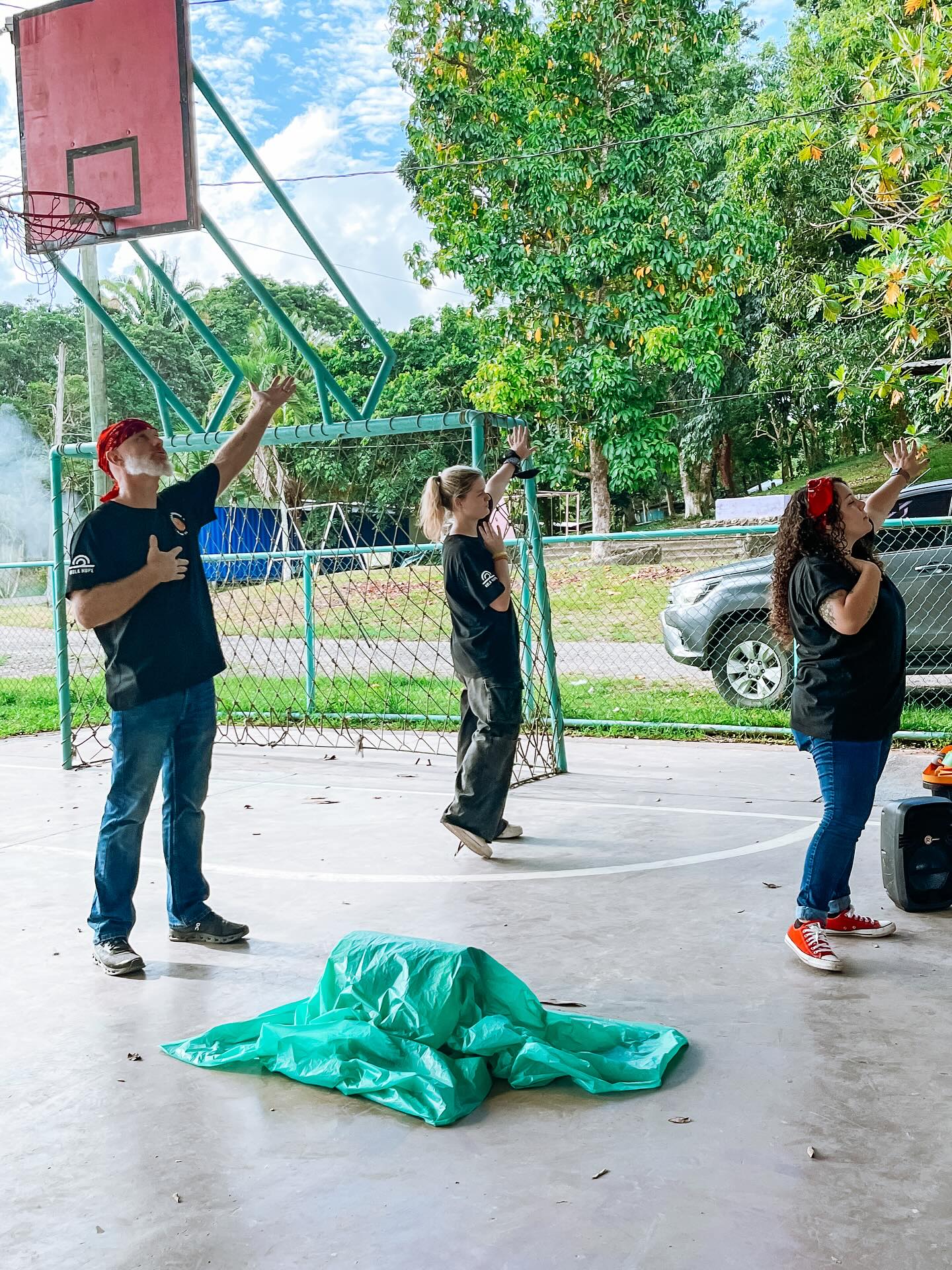 What a great day with our favorite people!! Today is Dia de Niño and we had the honor of showing our Wednesday Bible Club just how much we live them. We have the very beat team who always give their best! It was a great day
