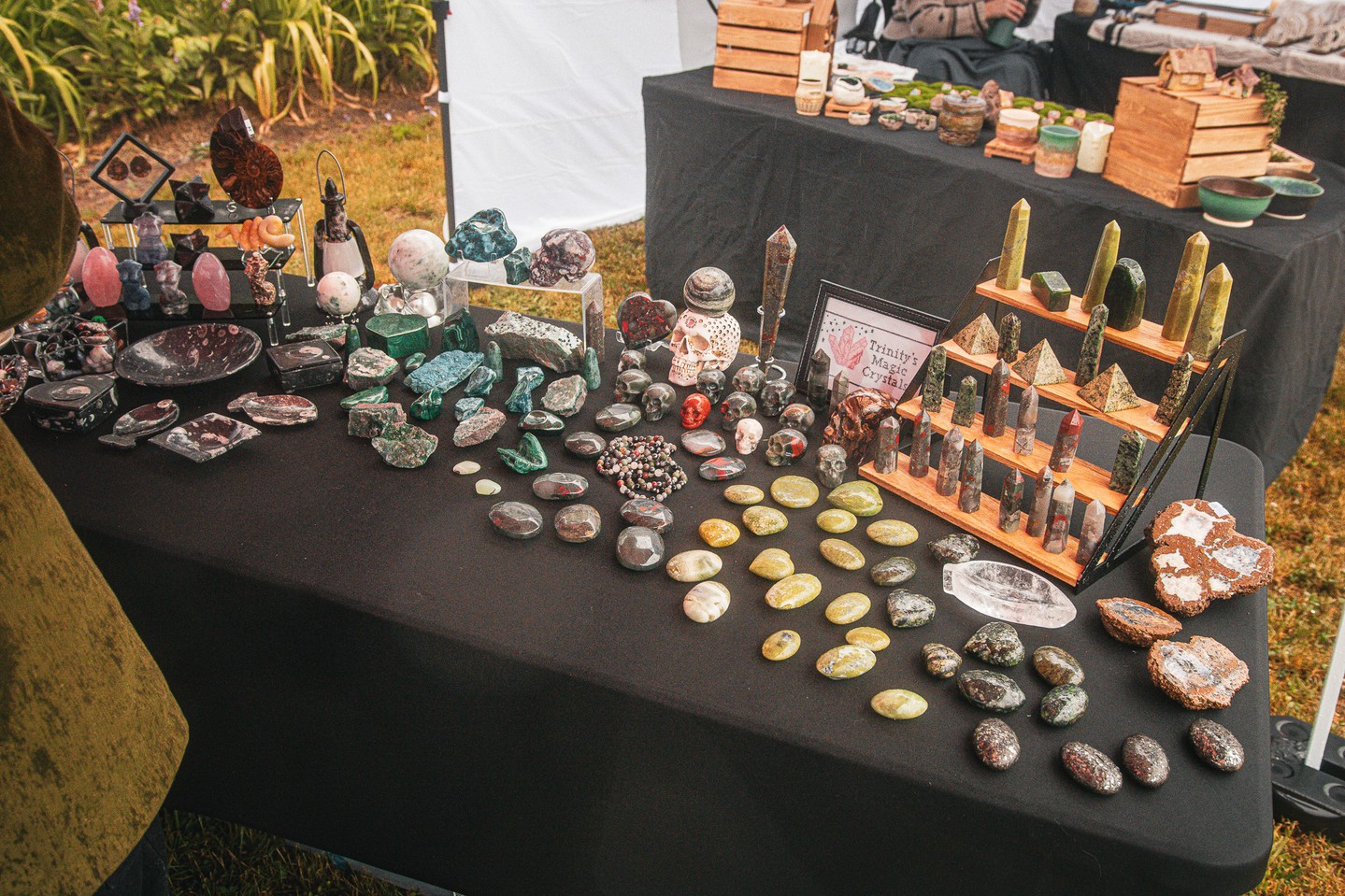 Fall Vendor
Trinity's Magic Crystals
Discover the essentials for your crystal passions.
Magic surrounds us—let us guide you on your journey. We are a Mother/Daughter duo based in the PNW, equipped with expertise on crystal locations and their inspiring energies. ✨
Photo by @Uniquityfoto
#CrystalHealing #MotherDaughterBusiness #PNWArtisans #MetaphysicalShop #SpiritualJourney #GemstoneLovers #WellnessCommunity #NatureInspired #HandcraftedJewelry