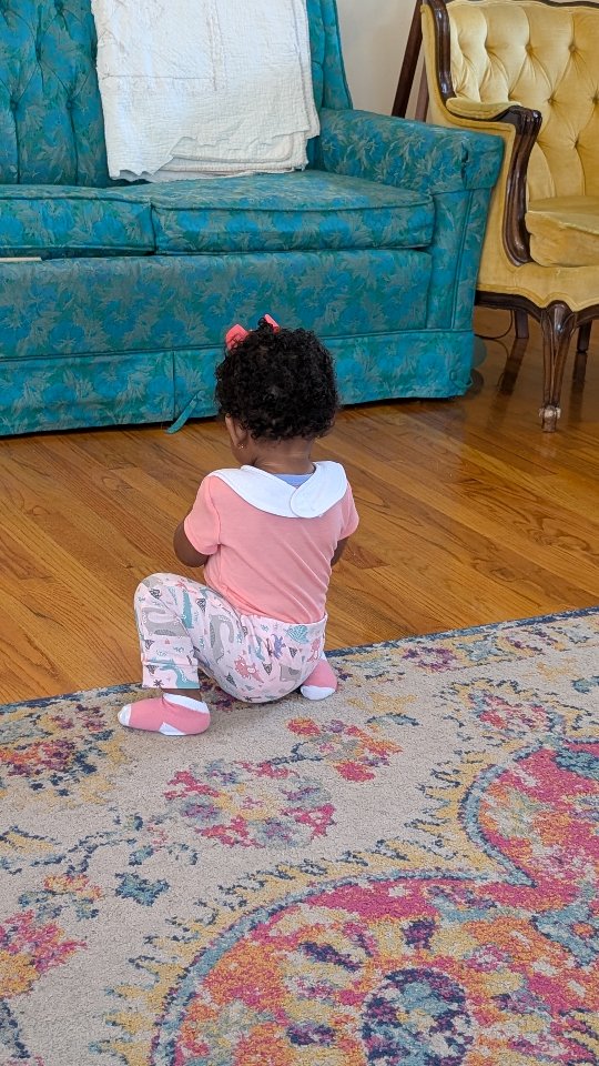 I spy a little one who learned to walk. She's not yet twenty pounds and she's so strong and brave and resilient. And oh, if you could see her smile. 💛
#imperfectlybeautifulus #fosterlove #babycarey #insidefostercare #fostermama #thisisfostercare