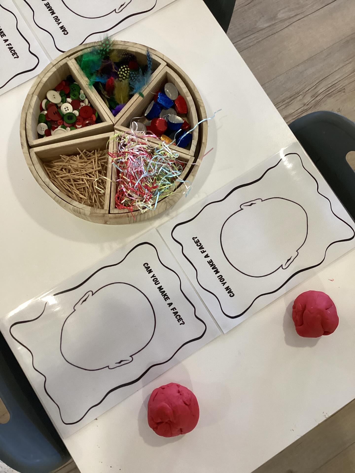 Spring refresh for the sunshine room 🌻
Take a look at some of next weeks experiences in the sunshine room!
🌻“Make a Face” play dough activity- encouraging creativity, fine motor skills, and conversations about emotions.
🌻Cultural symbols- helping children learn about and appreciate different cultures and traditions.
🌻New dramatic play area- providing opportunities for role play, imagination, and social connections.
We look forward to seeing how the children engage with these experiences and the learning that will come from them. 💛