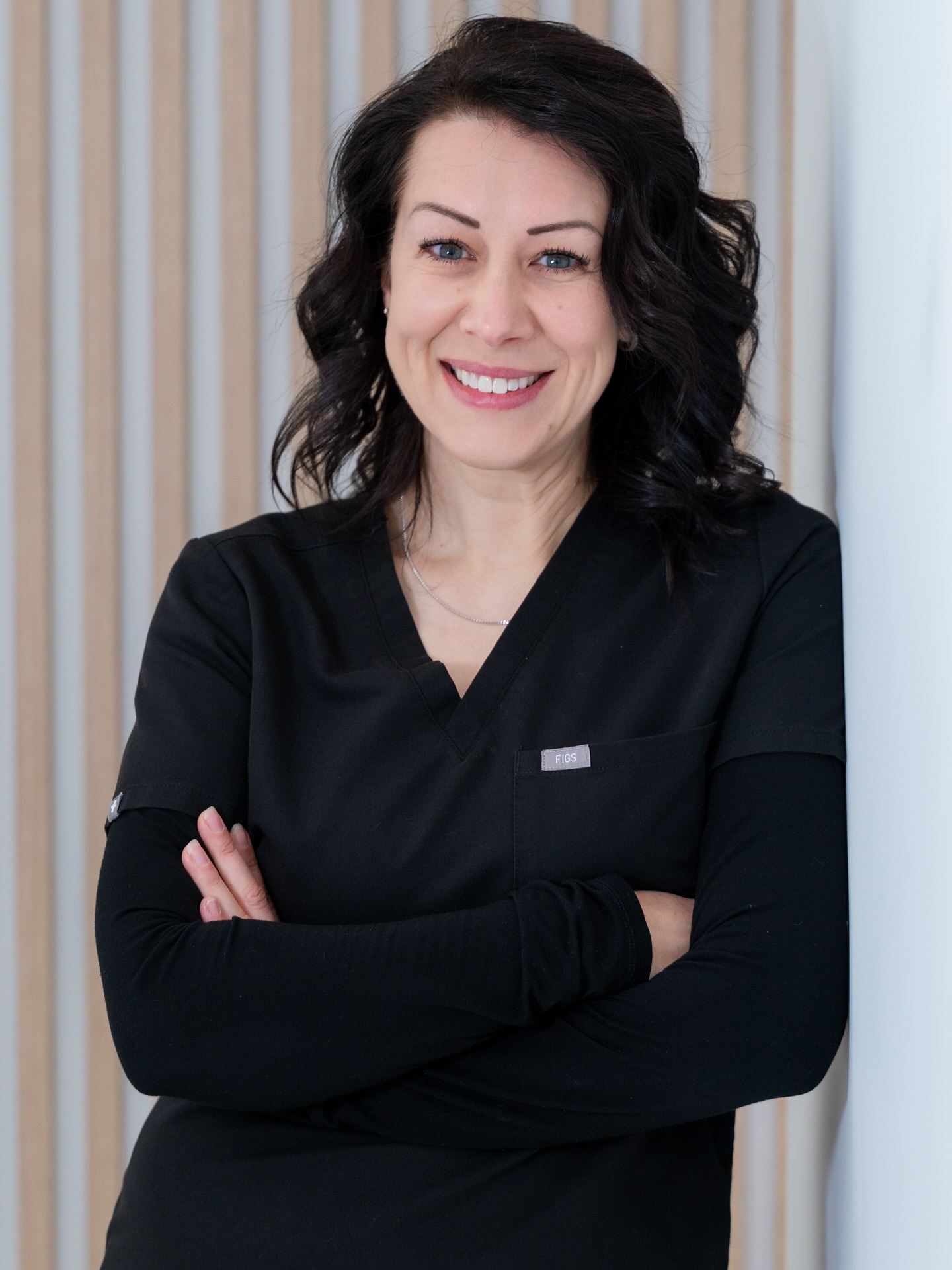 Dr. Deanne, is a specialist in non-surgical facial rejuvenation, bringing her wealth of experience and a passion for natural beauty to Ogee.
As a qualified dentist accredited by the Australasian Academy of Dento-Facial Aesthetics (AADFA) her intricate understanding of facial anatomy and aesthetic balance help her deliver personalised, transformative treatments that enhance your natural beauty while ensuring the highest level of care to achieving subtle, natural-looking results.
Whether you’re seeking to refresh your appearance or address specific concerns, Dr. Deanne will guide you every step of the way with customised treatment plans tailored to your unique needs.
#OgeeFacialRejuvenation #dentofacialaesthetics
#cosmetictreatments #skinrejuvenation #nonsurgicaltreatments #noninvasivetreatment #noninvasivefacelift
#canberrabeauty #canberraskinclinic #cosmetictreatments #canberrasmallbusiness