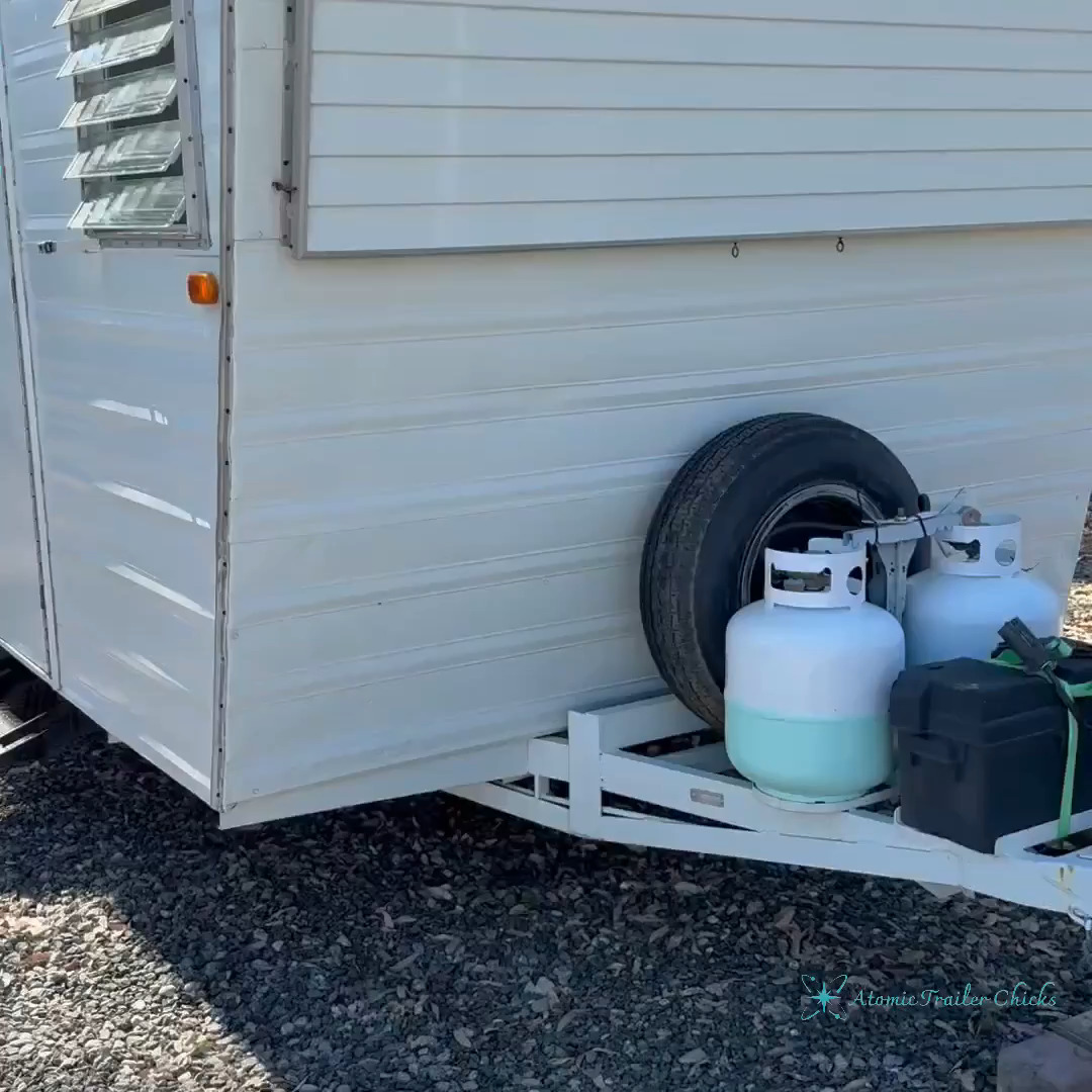 🚀✨ Beam me back to ’66, baby! ✨🚀
This Aristocrat Land Commander is not a canned ham—more like a toaster on wheels, but I love her. ➡️🚐💖
Sure, she’s got a few quirks, but that’s half the fun. She’s plain Jane now but will eventually have more personality than a shag carpet at a cocktail party. 🍸💃
💖 Save this post if you’ve got a soft spot for atomic-era cuties.
#1966aristocratlandcommander #vintagetrailers #vintagetoaster #CannedHamCutie #AristocratLandCommander #RetroGlampLife #AtomicTrailerTribe #KeepItGroovy