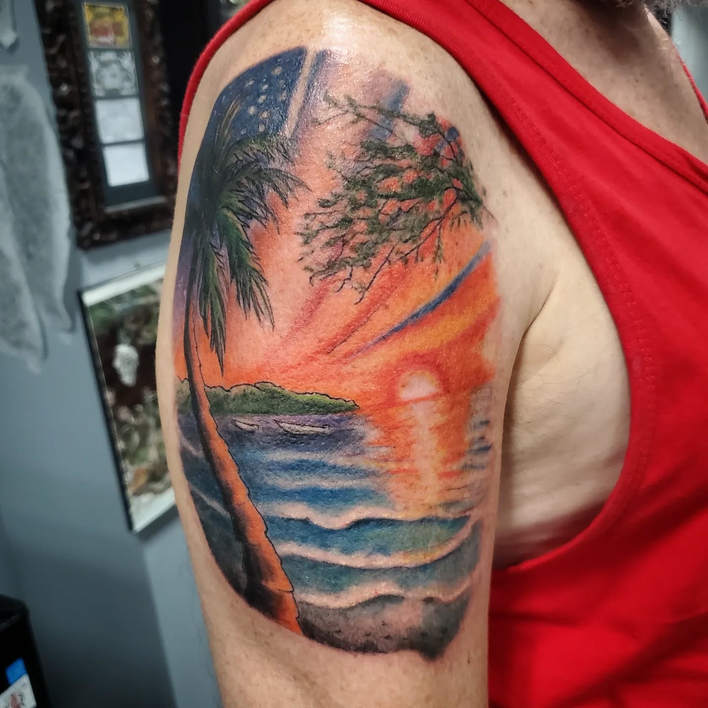Kevin's view from the beach near his Costa Rican home. Done not long ago by @jeffcooktattoos
#puravida #puravidalife #costarica #colourtattoos #sunset #courticetattoos #claringtontattoos