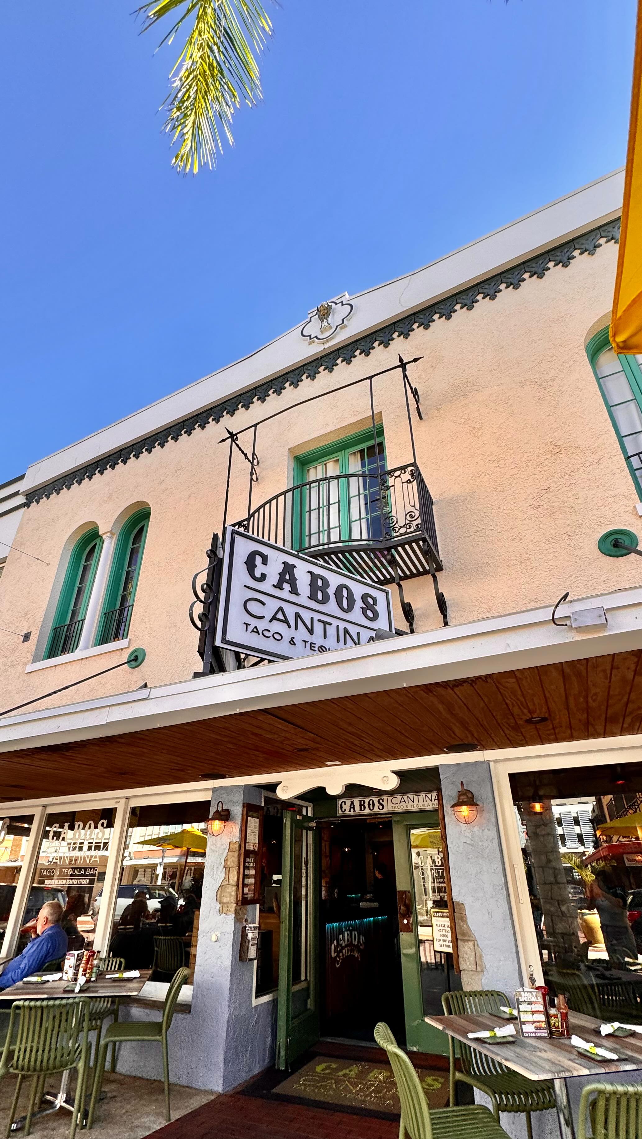 🚗 Want to stop in for lunch? We’ve got you covered!
Downtown dining just got easier at Cabos Cantina—we’ll cover up to 2 hours of parking when you join our Downtown Diners Club!
How to claim your credit:
📍 Bring proof of your street or garage parking
🍽 Eat at any of our four participating restaurants (Izzy’s, Capones, Cabos, The Lodge)
🕚 Stop by Monday–Friday, 11 AM–5 PM
🧾 Scan the QR code or visit downtowndiners.club to join and let us pick up the parking tab today!
.
.
.
.
#FreeParking #DowntownFortMyers #IzzysFishAndOyster #CaponesCoalFiredPizza #CabosCantina #TheLodge