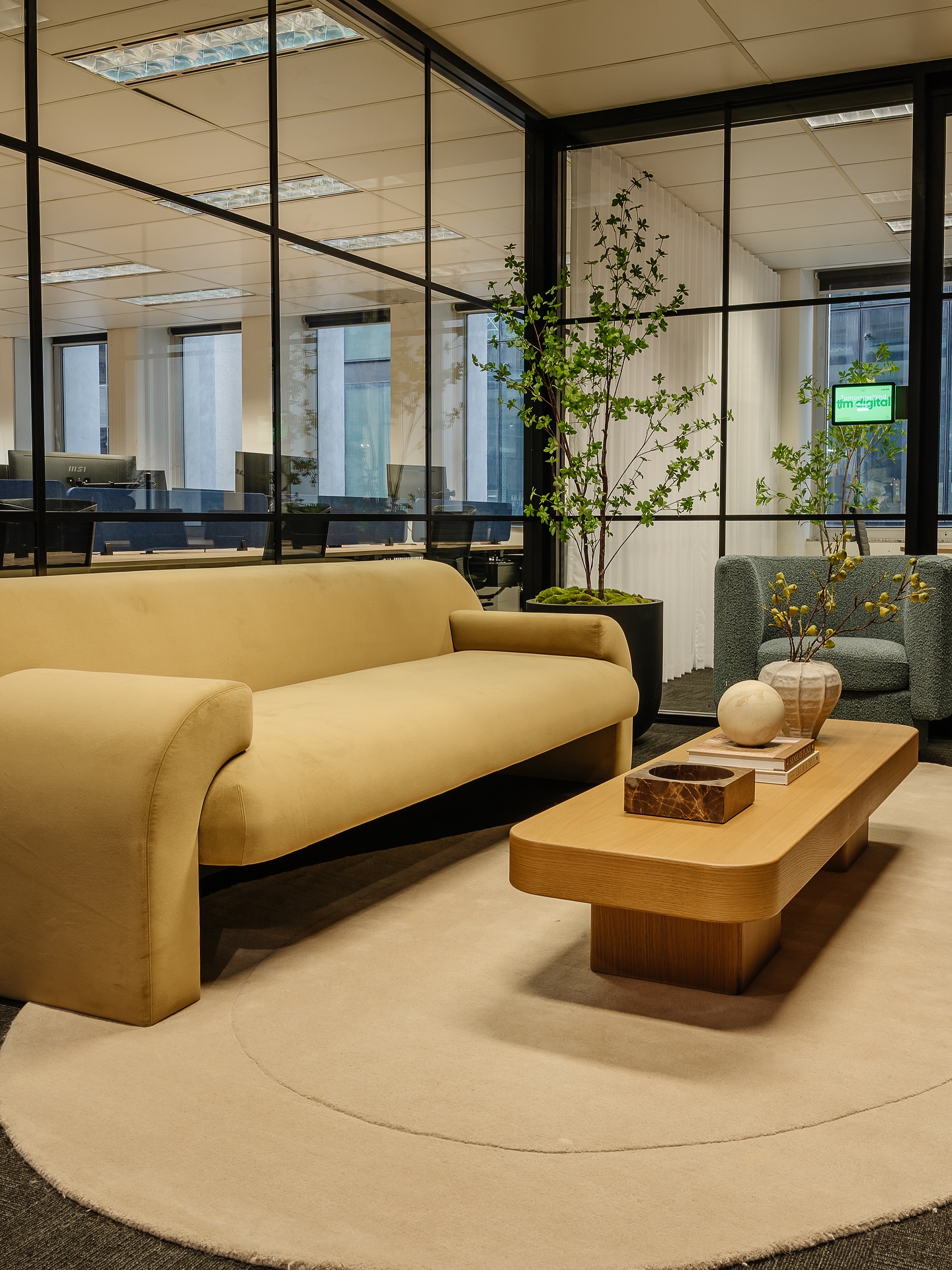 Forever obsessing over our @tfm.digital office project 🥰
Imagine this as your waiting area!
#hausofgray
#brisbaneinteriordesign #commercialinteriors