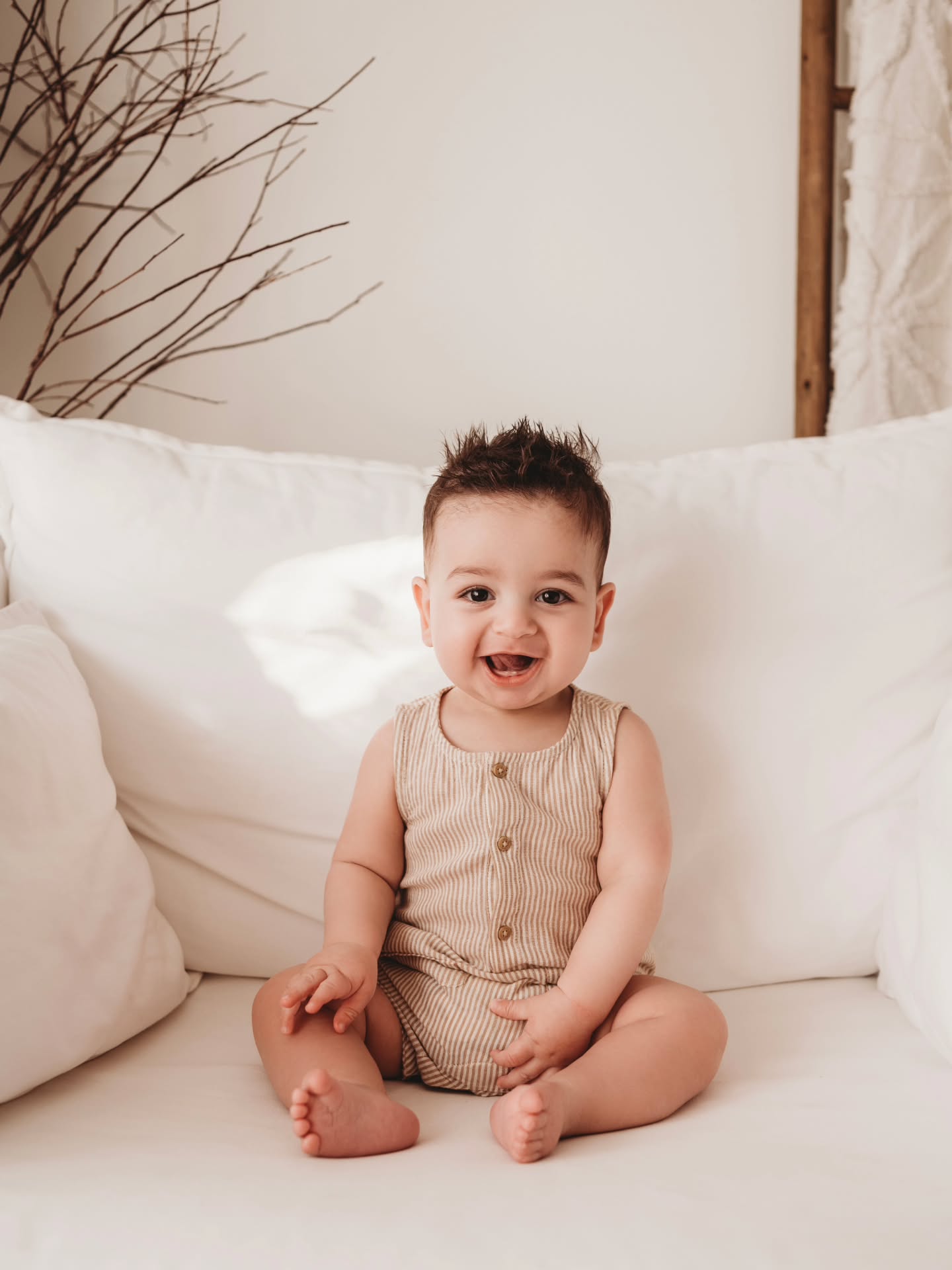 This sitter session will steal your heart!
Peep the last photo, as if you can't see all the love inside his big sister cuddle 🥰
www.jessannephotography.com.au
#sydneybabyphotographer #sydneyfamilyphotographer #photographybyjessicaanne