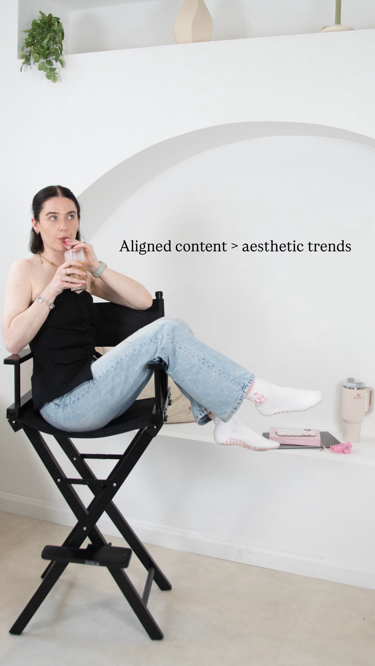 Stuck in a cycle of hopping on trends to chase likes but no clients are coming in?😵💫
Pretty posts + trending audios don’t pay the bills 💸
Yes, a trending audio or a viral template might get you views or likes… but will it get you clients?
The truth is: aligned content > aesthetic trends.
✨ Your values
✨ Your offers
✨ Your message
That’s what actually converts.
Because the post that connects is the post that gets remembered. And the one that gets remembered? That’s the one that brings in clients 💌
So next time you’re tempted to jump on every trend, ask yourself:
👉🏼 Does this reflect my brand?
👉🏼 Does it connect with my ideal clients?
Save this reminder for the days you feel like your grid has to be “perfect” ✨
#marketingwithamber #contentstrategy #socialmediamanager #alignedcontent #contentcreationtips #smallbusinessgrowth