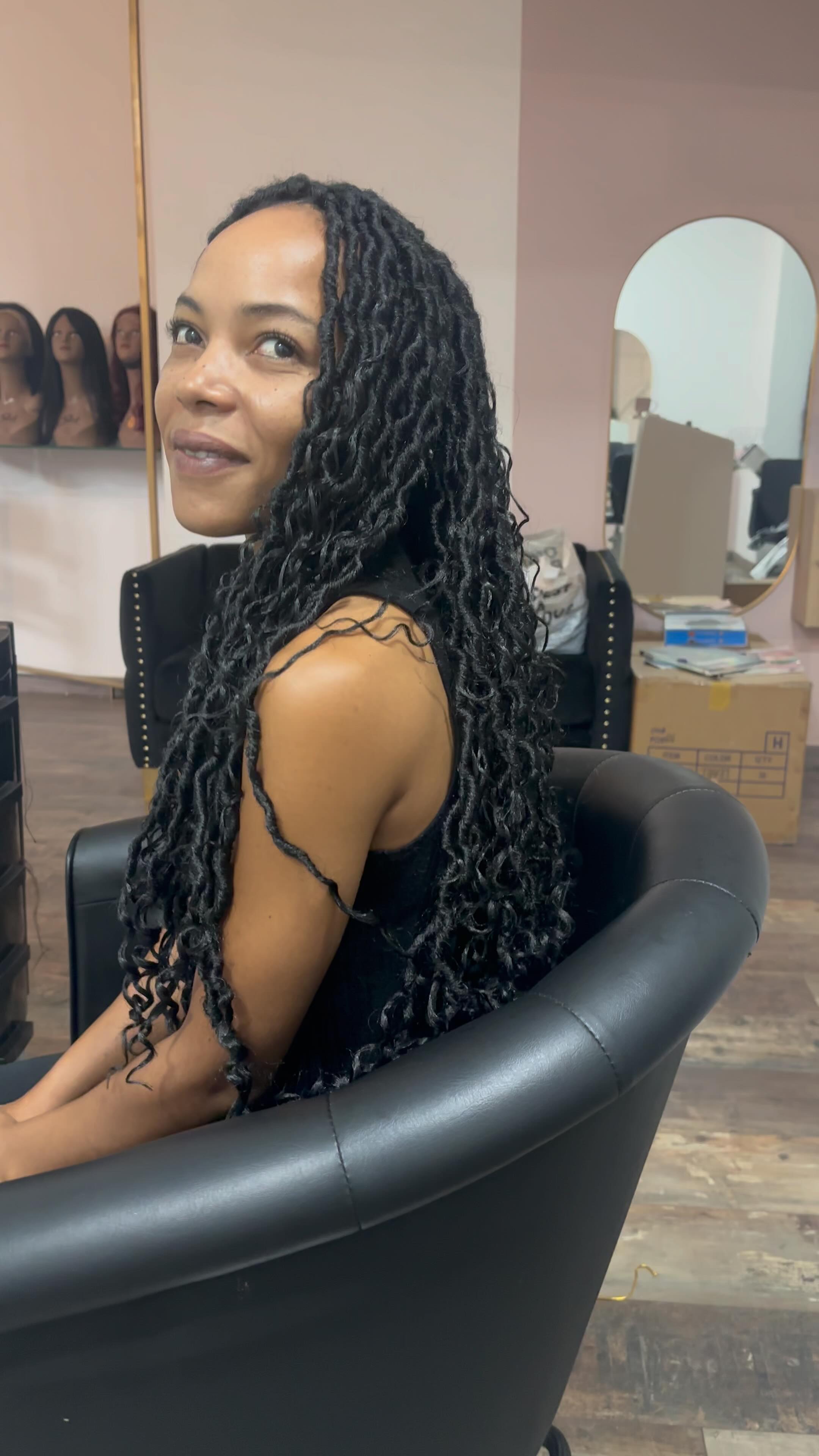 #salondecoiffureafroperpignan #tressesafricainesperpignan #sigguil #crochetsbraids