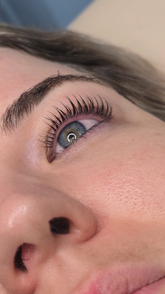 Healthier lashes. Higher Lift 🙌
It's a no brainer for me & they're here to stay.
🎓 & yes..., It's coming soon!
#lashlift #koreanlashlift