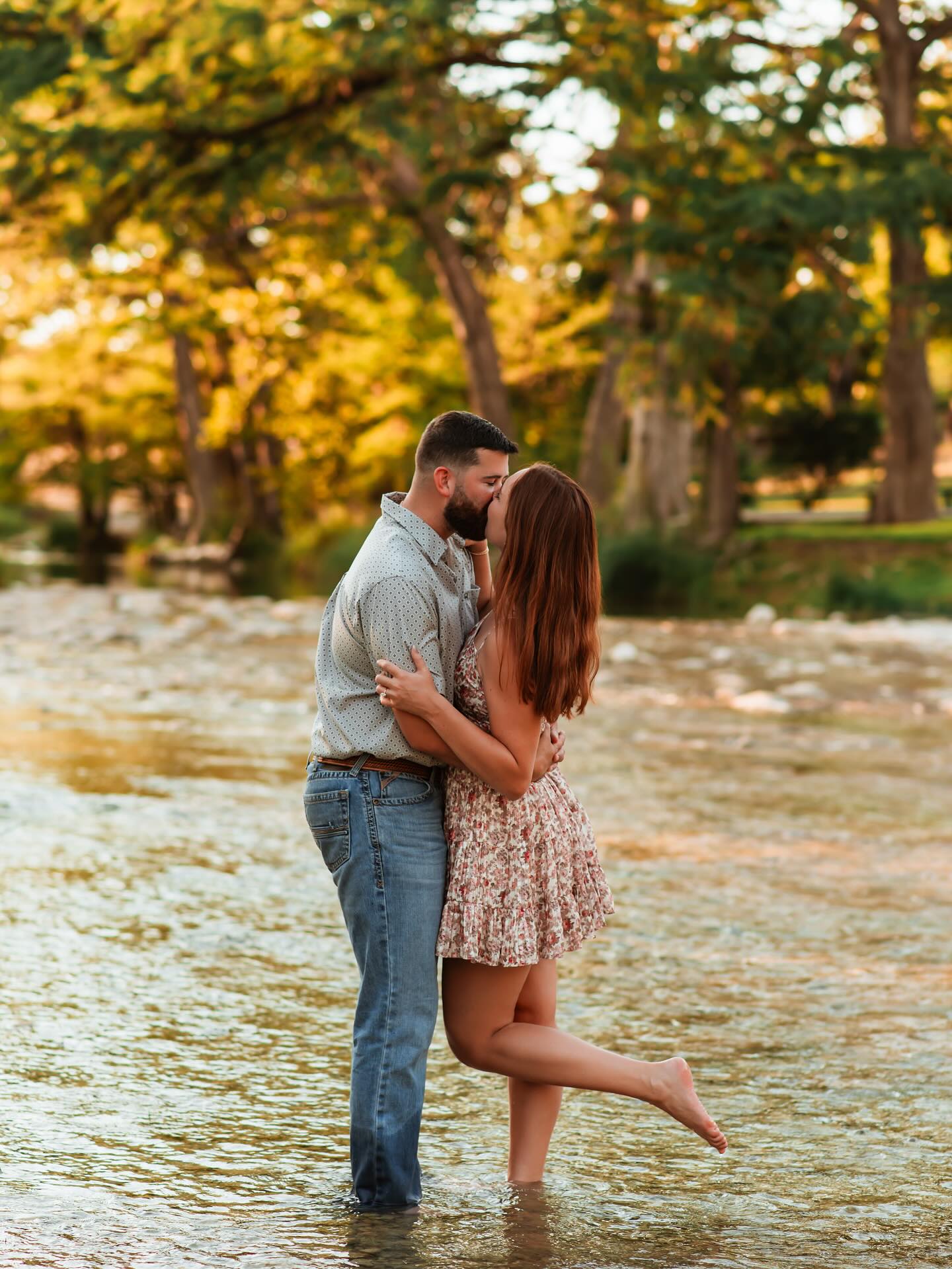 Hannah & Lancer ✨
Absolutely obsessed with the beautiful engagement session, these two were just a dream to work with! Like isn’t the LOVE just jumping out to you!! 🤭 It’s my favorite when couples are so adventurous and down for running, swinging, or just laying in the grass! But especially when they bring out their cute pup!! Make sure you scroll to the end for the cutest family shots!! Here’s to many more fun and wild adventures with my couples!! 🥰
.
.
.
.
#couplephotography #engagementphotography #sanantonioweddings #hillcountryphotographer #engagementphotographer
#engagement #engagementphotos #sanantoniophotographer #satxphotographer #texasengagementphotographer #uvaldephotographer #austintxphotographer