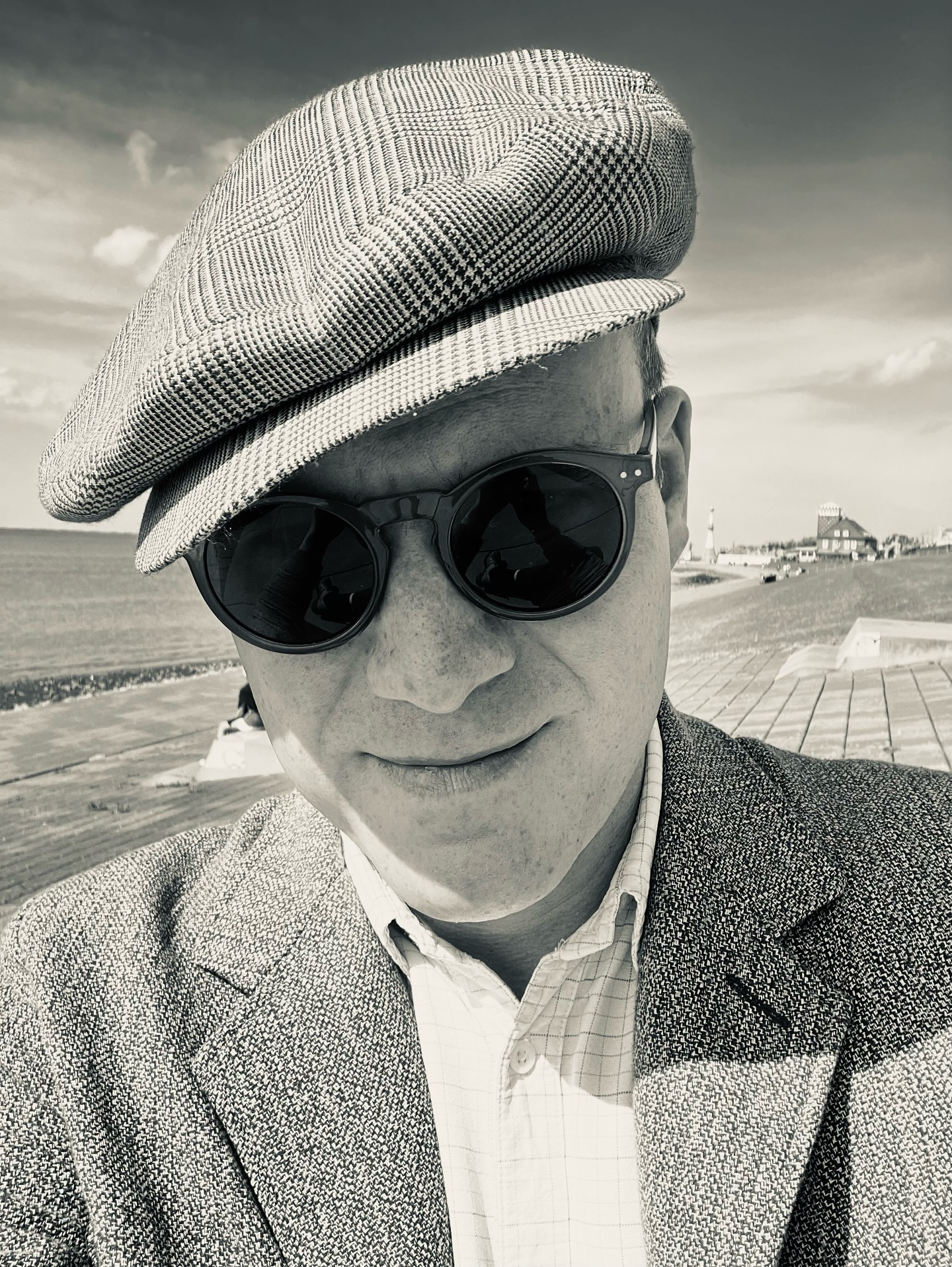 Recently, having a few days off in Bremerhaven.
#bremerhaven #sea #fishtown #vintagefashion #oldtimes #1930s #1940s #harbour #vintageships