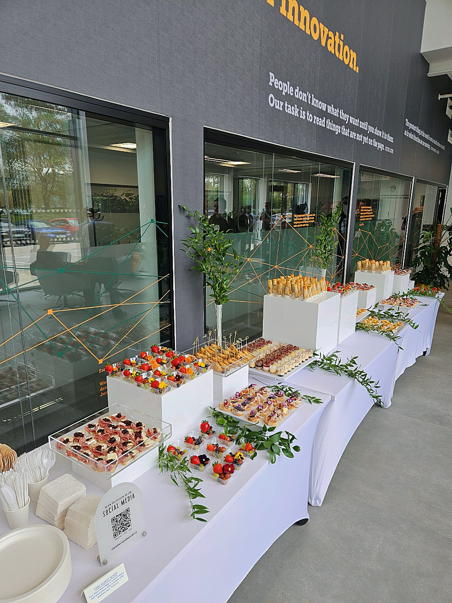 Premium Platters - Bespoke Canapés 📸
Corporate Booking for @jungheinrich_uk ✨