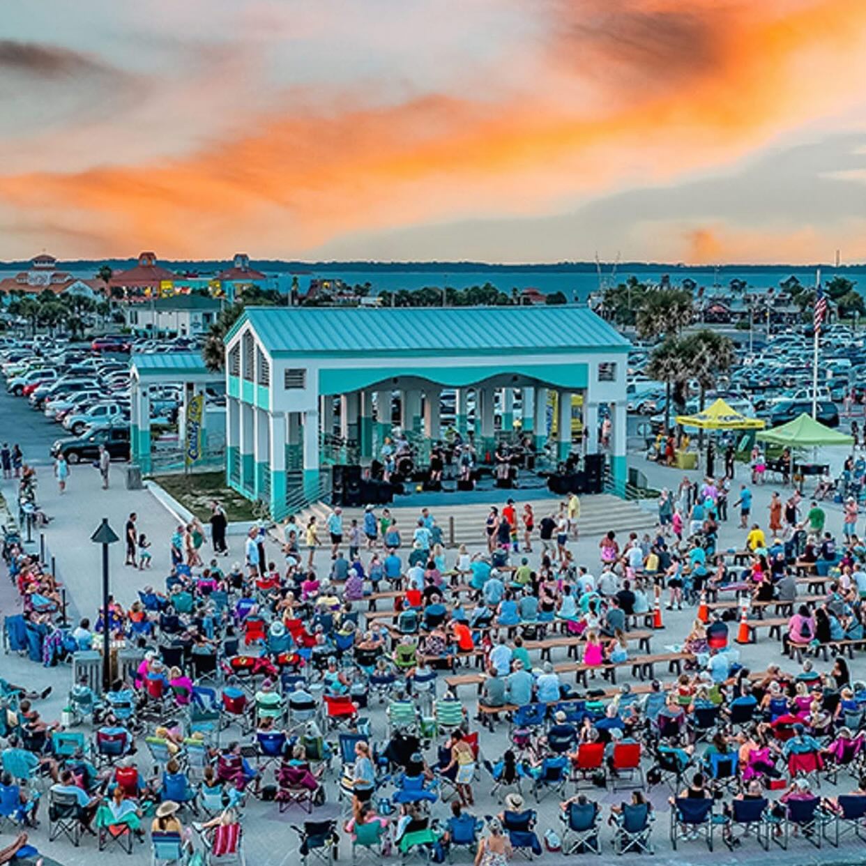 DON’T MISS IT! @bandsonthebeach We are excited to host Count The Years for the first time this evenin! Get ready for a decades-spanning show full of timeless hits — at the perfect beachside setting 🌅🎶
See y’all there! Music starts at 7pm
#bandsonthebeach #livemusic
#pensacolabeach #fl #freefamilyfun