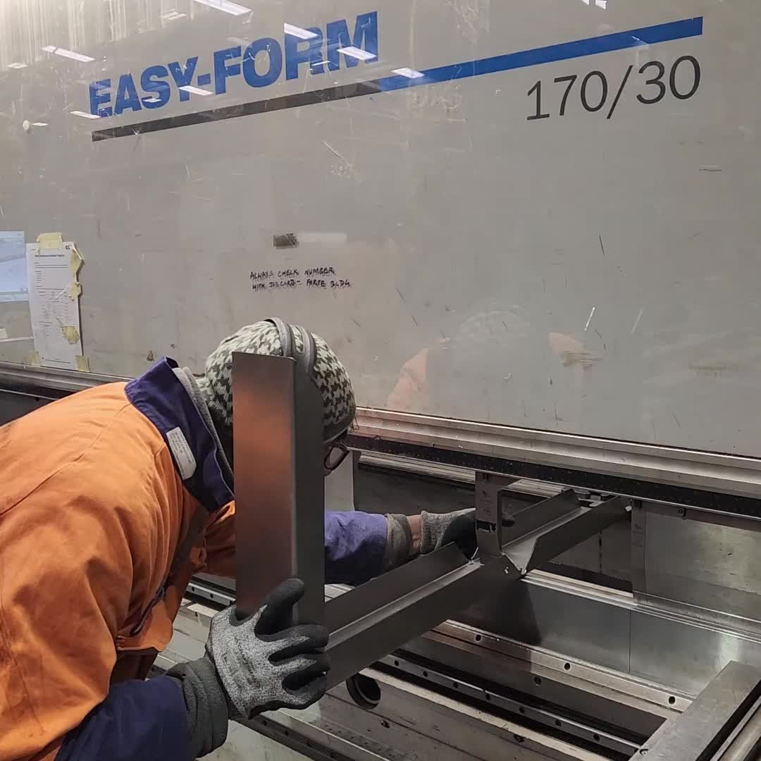 Our press brake pro in action – delivering parts with precision and efficiency, every time.
#cncfolding #pressbrake #nzlaser #lasercuttingnz #engineeringsolutions #metalfabrication