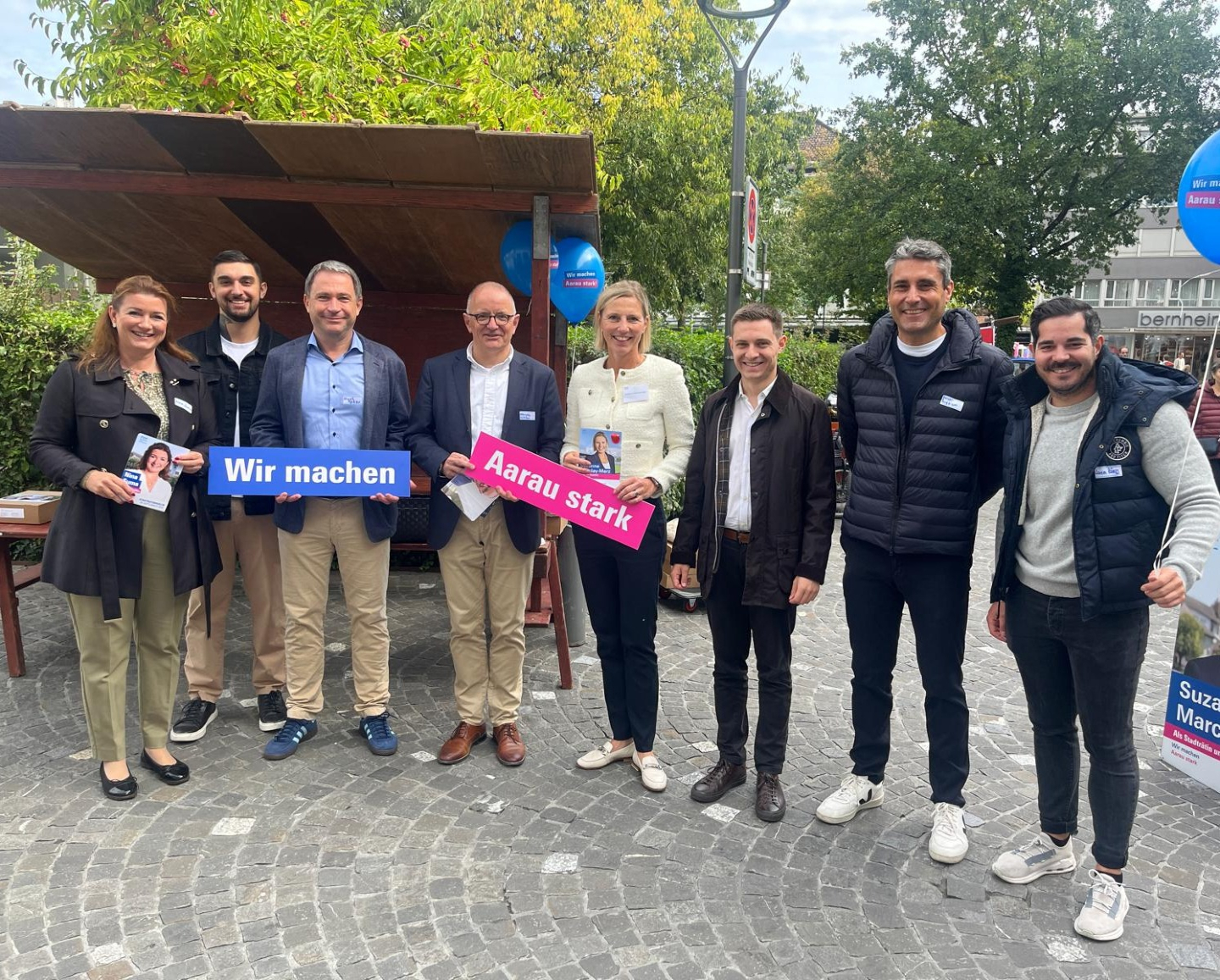 Heute durfte ich wieder an unseren Standaktionen in Aarau dabei sein. Spannende Gespräche, viele gute Inputs und echte Begegnungen mit den Menschen vor Ort. Danke an alle, die stehen bleiben und mit uns reden. So lebt Politik.
#Aarau #Einwohnerrat #FDP #wahlen2025