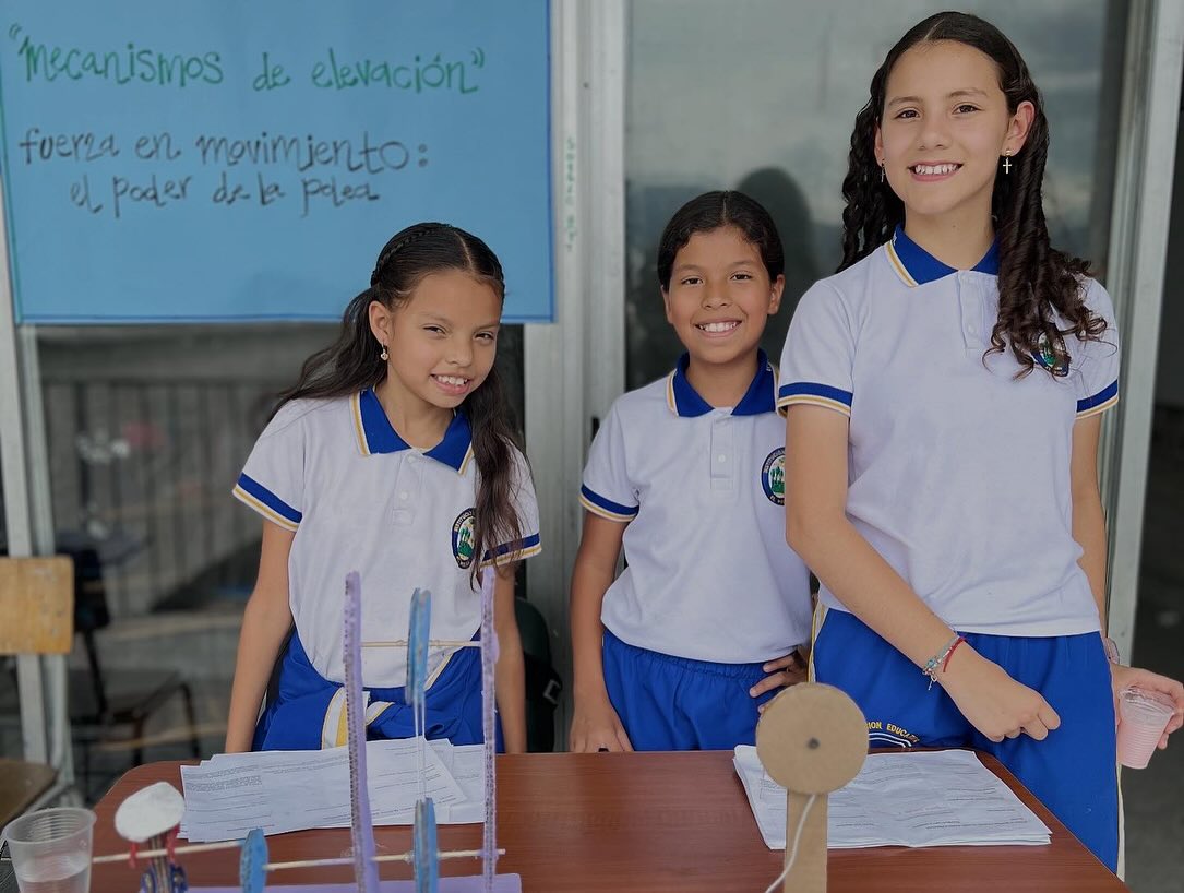 Chicos llenos de confianza, Ie Pinal