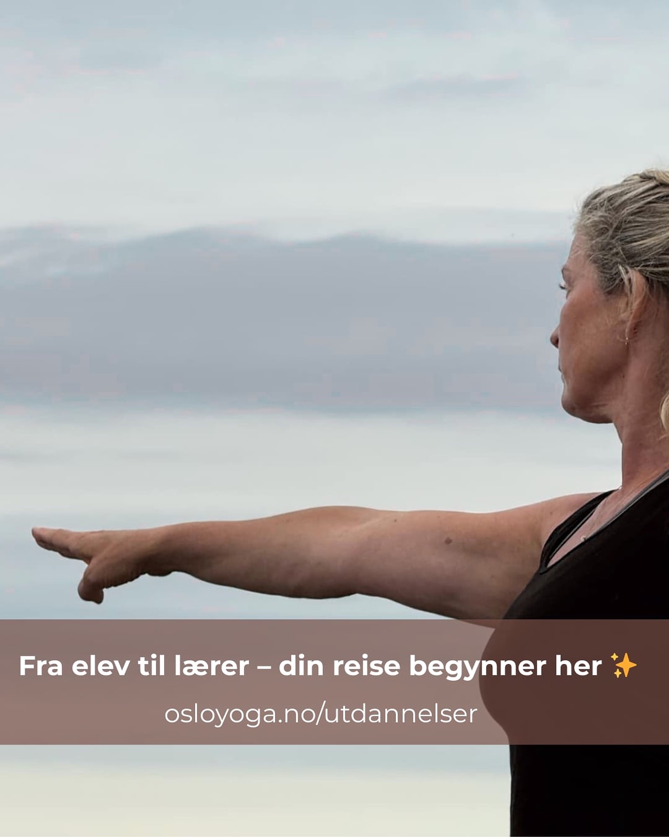 Fra elev til lærer – din reise begynner her ✨
Oslo Yogas yogalærerutdanninger gir deg kunnskap og påfyll så du kan vokse og utvikle deg, både som menneske og yogautøver.
Hos oss får du fordype deg i praksis, filosofi og anatomi – og samtidig finne din personlige form og utvikle din egen stemme som yogalærer.
🌿 Oppstart yin-yoga 12 september
🌿 Oppstart vinyasa-yoga 14. september
🌿 Oppstart grunnutdanning mars 2026
📍 Oslo Yoga
www.osloyoga.no/utdannelser