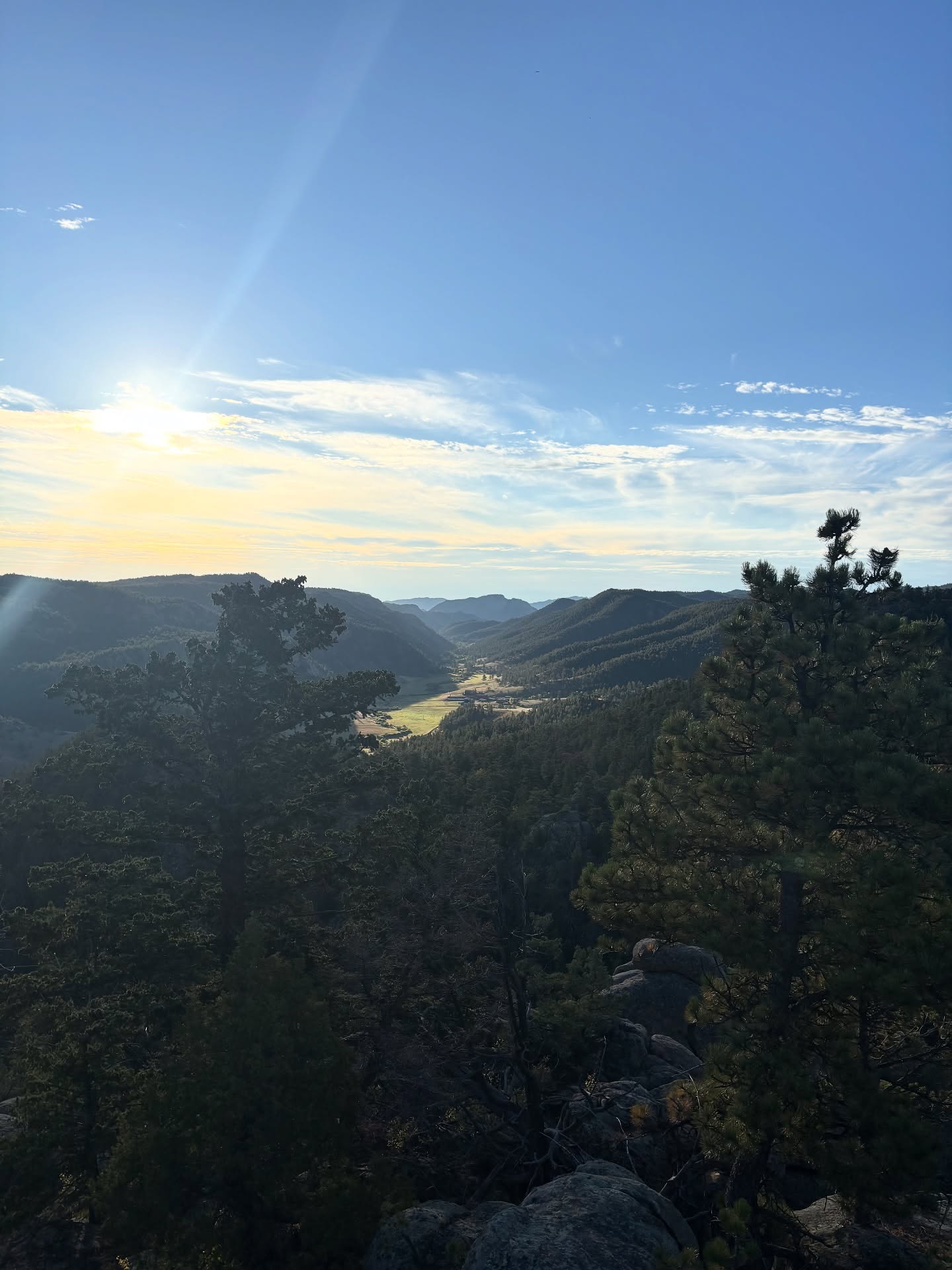 Nothing like a crisp morning in Red Feather. The views were stellar and the journey was breathtaking. We definitely would recommend this hike for everyone.
Time: 2:35
Distance: 8.22 miles (13.23km)
Trail: Mount Margaret
#nature #climbershaul #fortcollins #colorfulcolorado #aspen #fall #hiking #climbing #mountain #rockies #pretty #morning